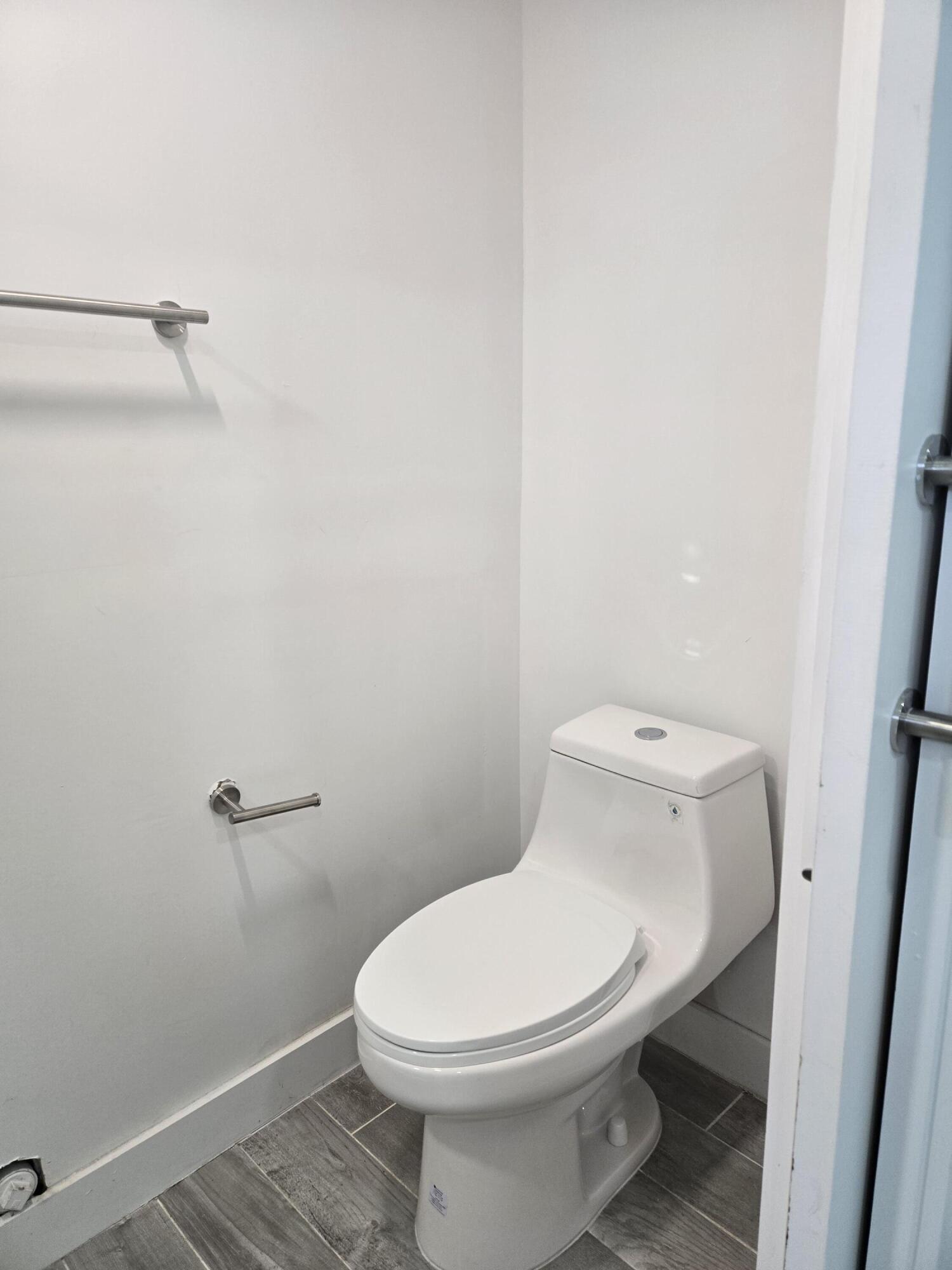 40 Sw 8th Avenue 1 Property Photo 8