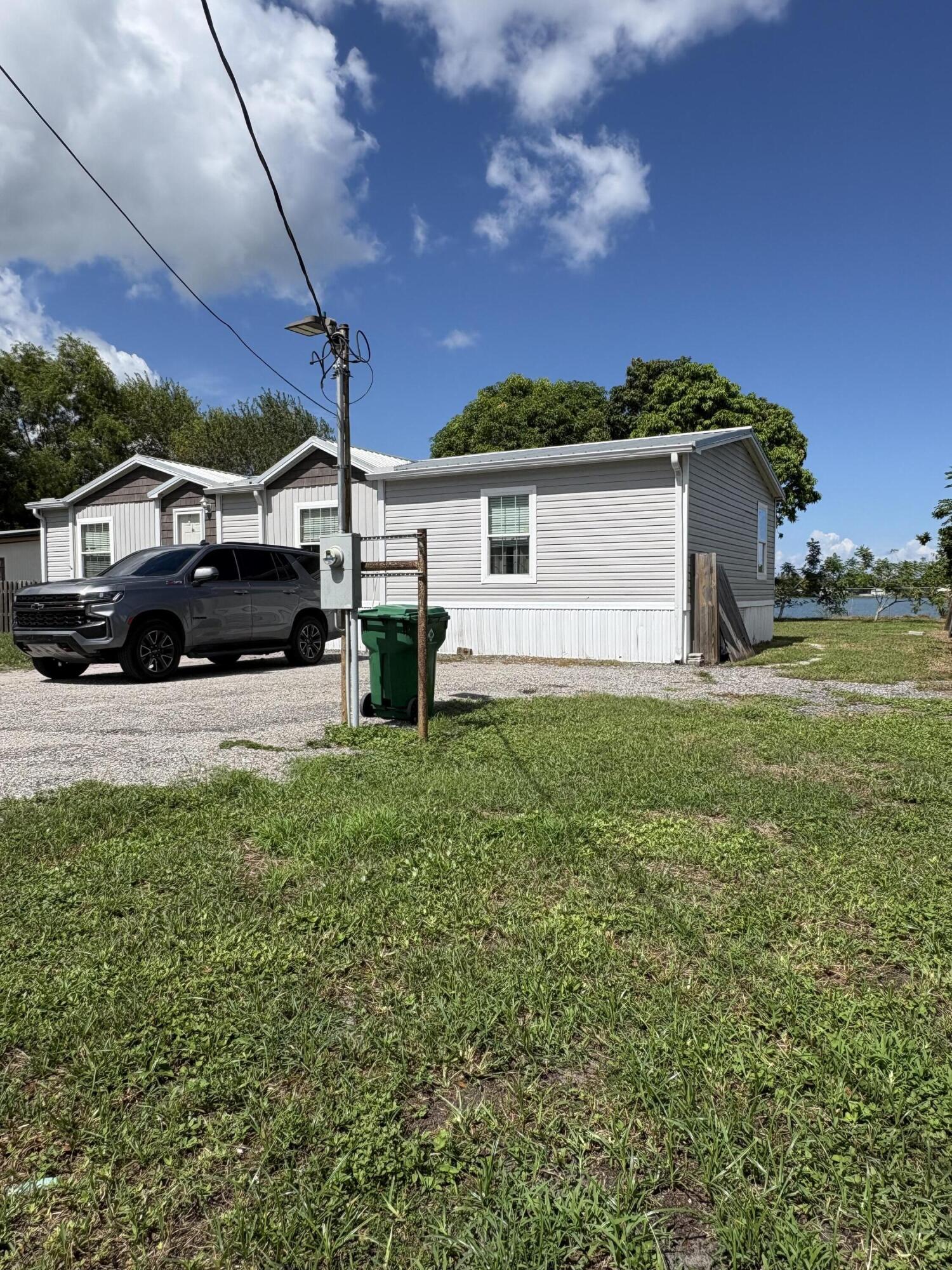 1580 Ridgdill Road Property Photo 1