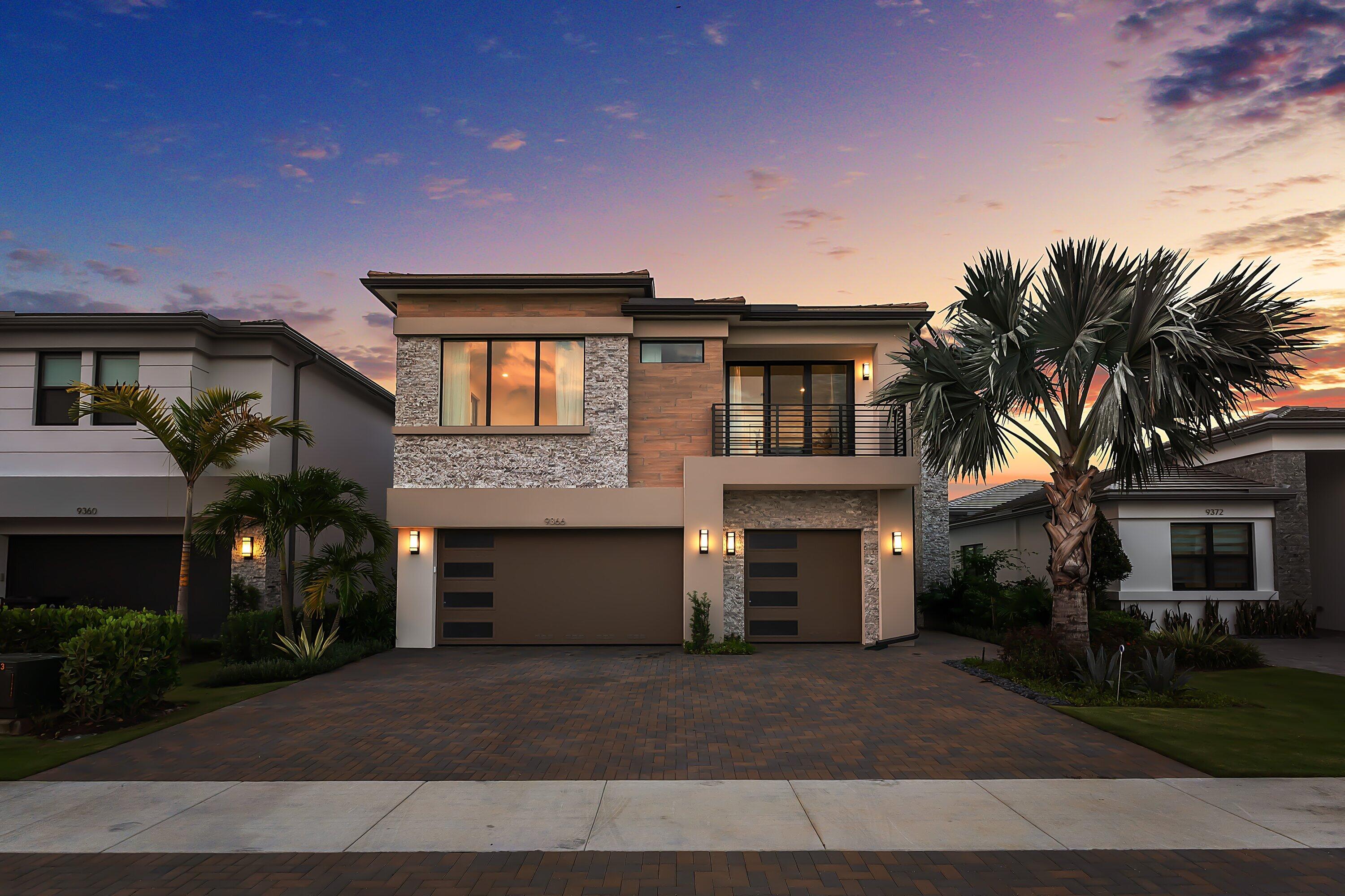 9366 Tangerine Coast Drive Property Photo 1