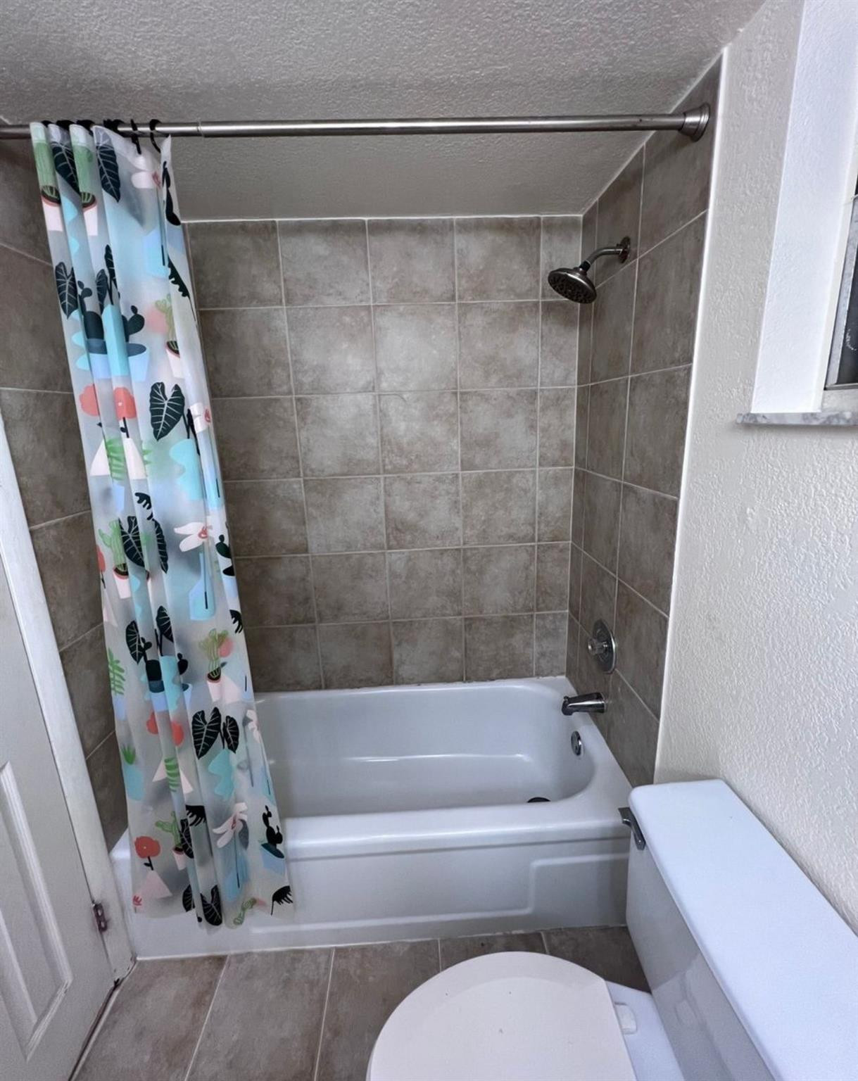410 Nw 68th Avenue 104 Property Photo 13