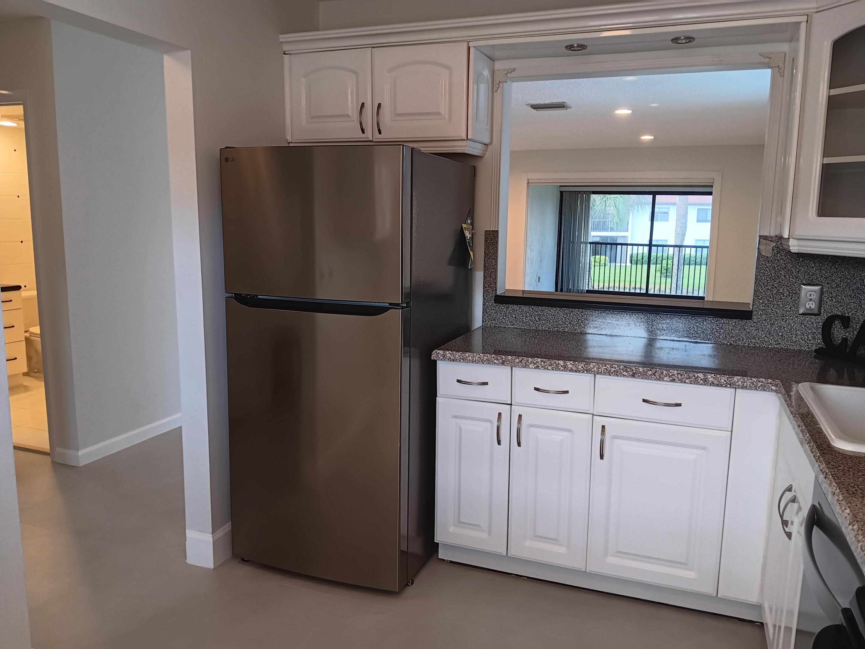 8045 Eastlake Drive Property Photo 18