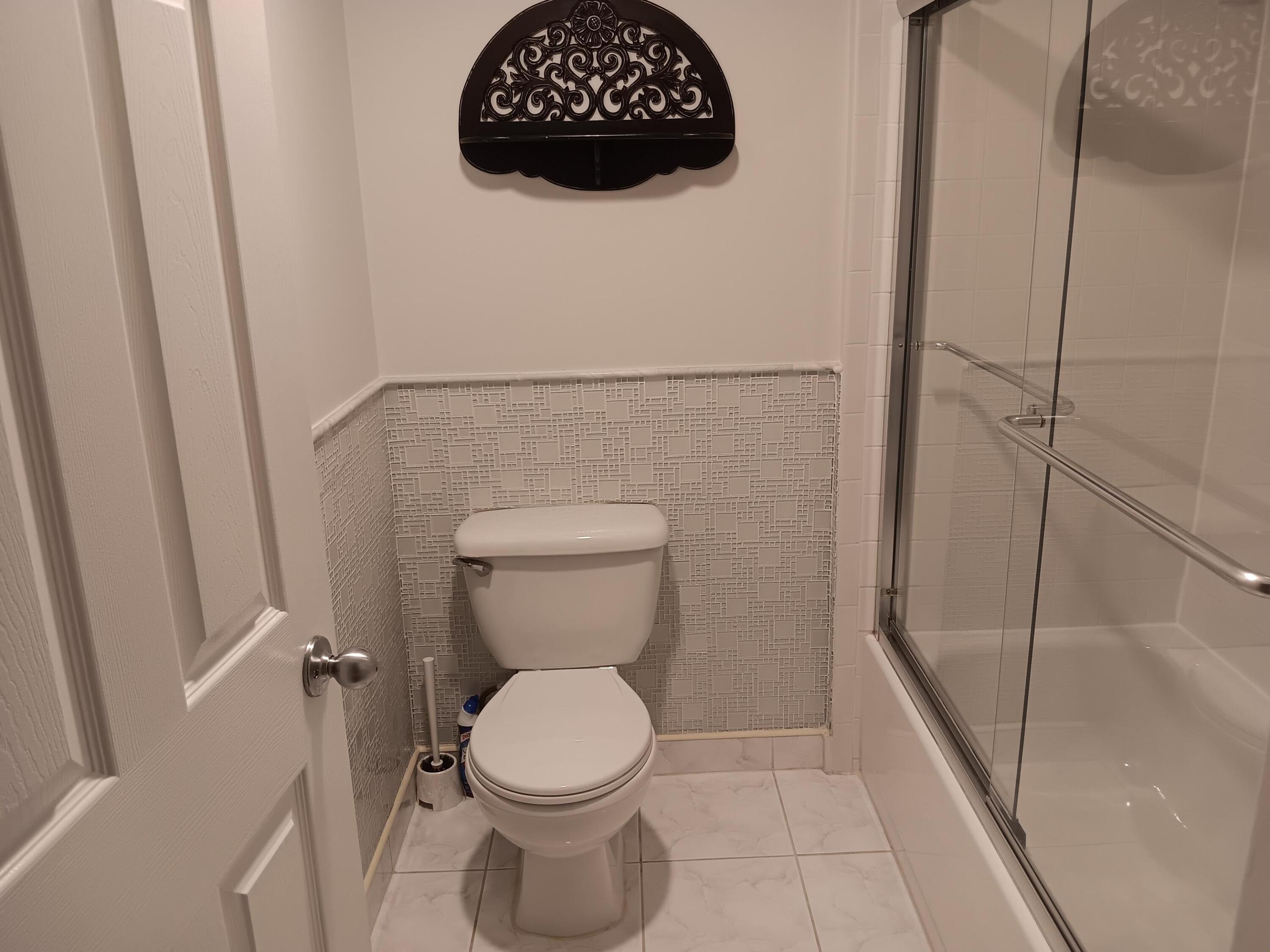 8045 Eastlake Drive Property Photo 34