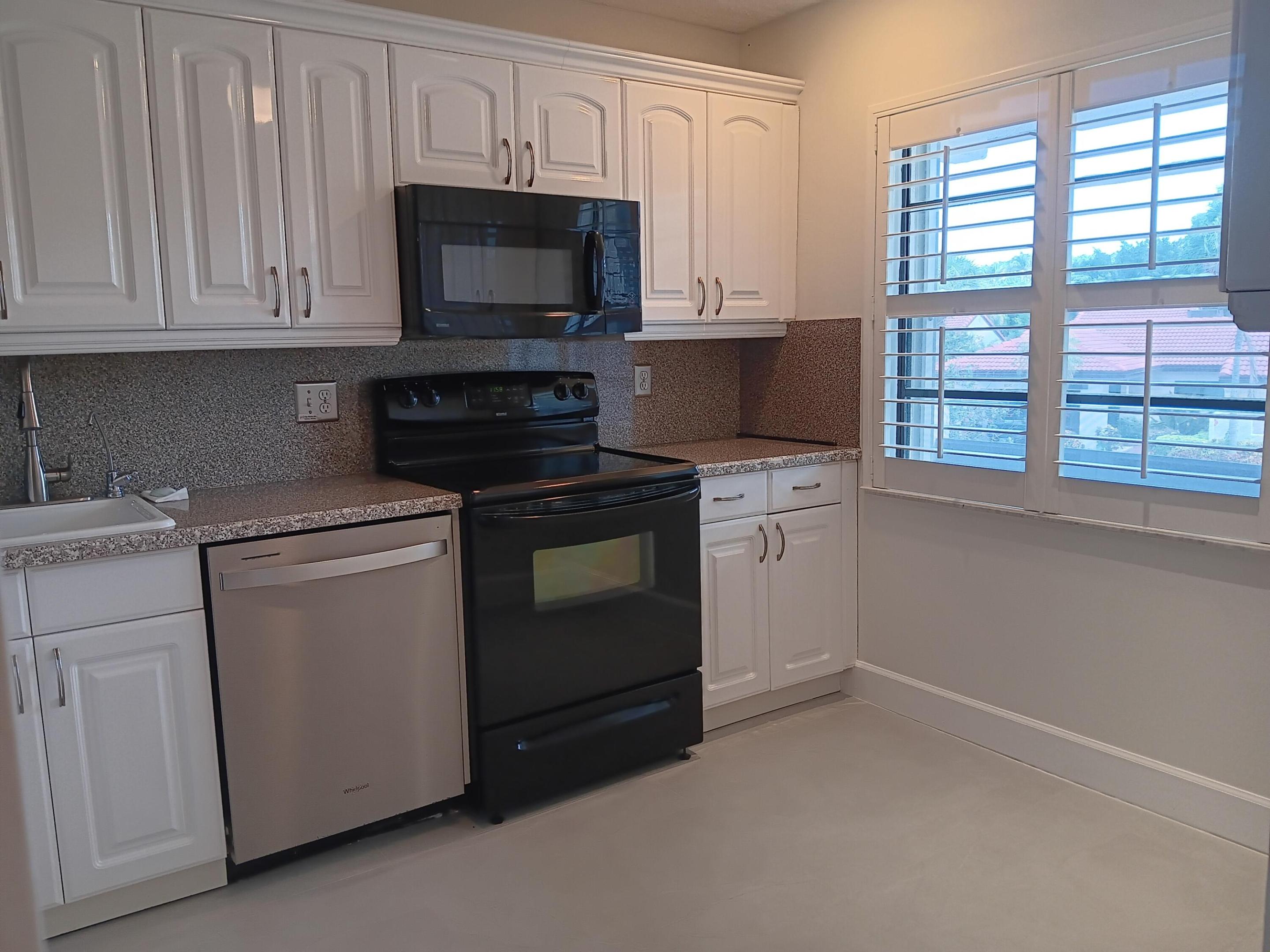 8045 Eastlake Drive Property Photo 43