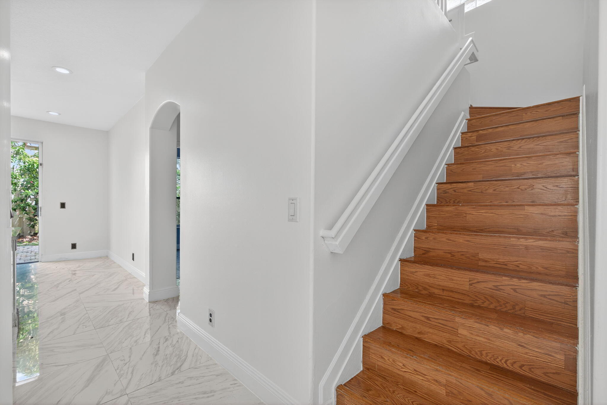 4083 Lake Tahoe Circle Property Photo 9