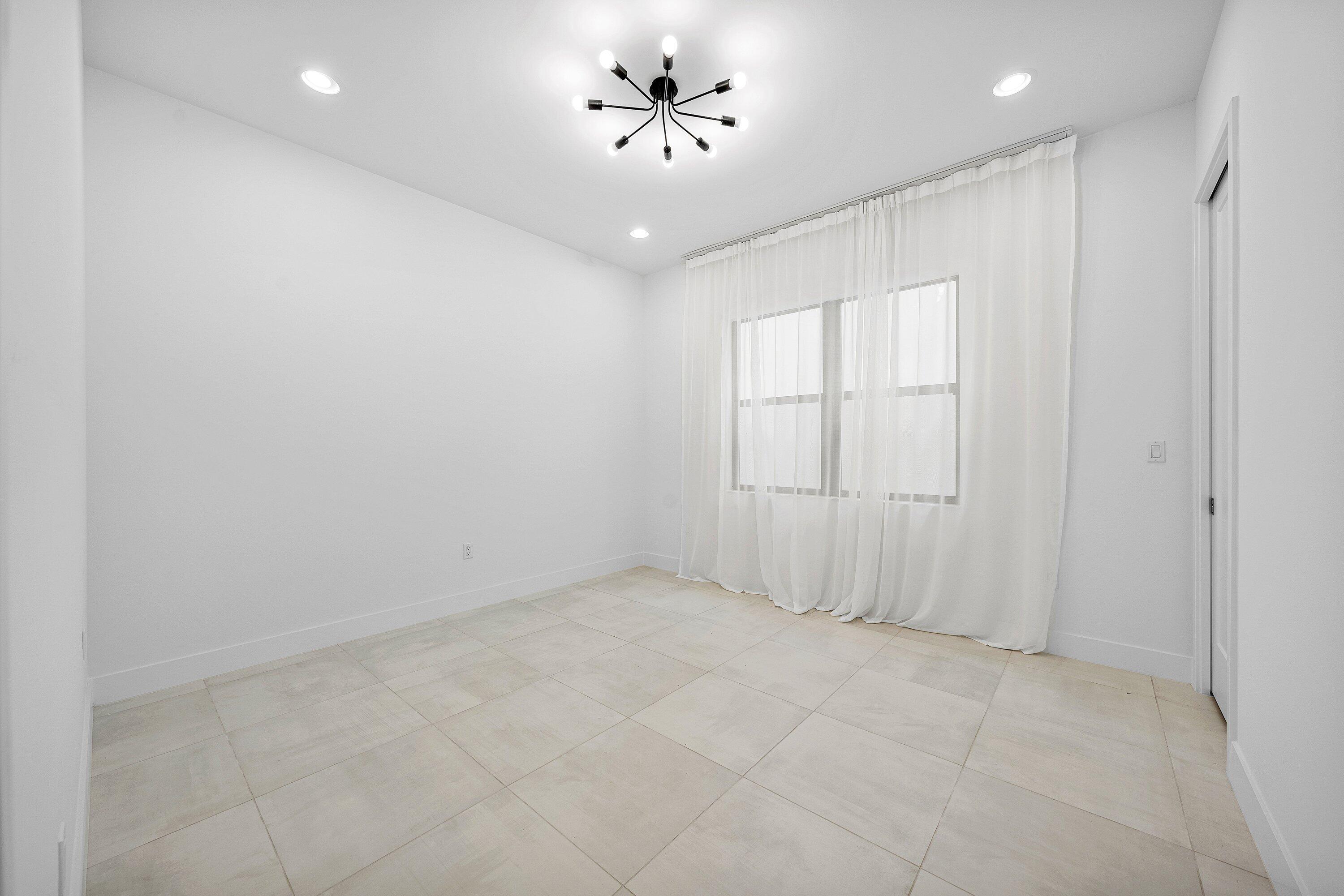 8095 Crystal Downs Avenue Property Photo 11