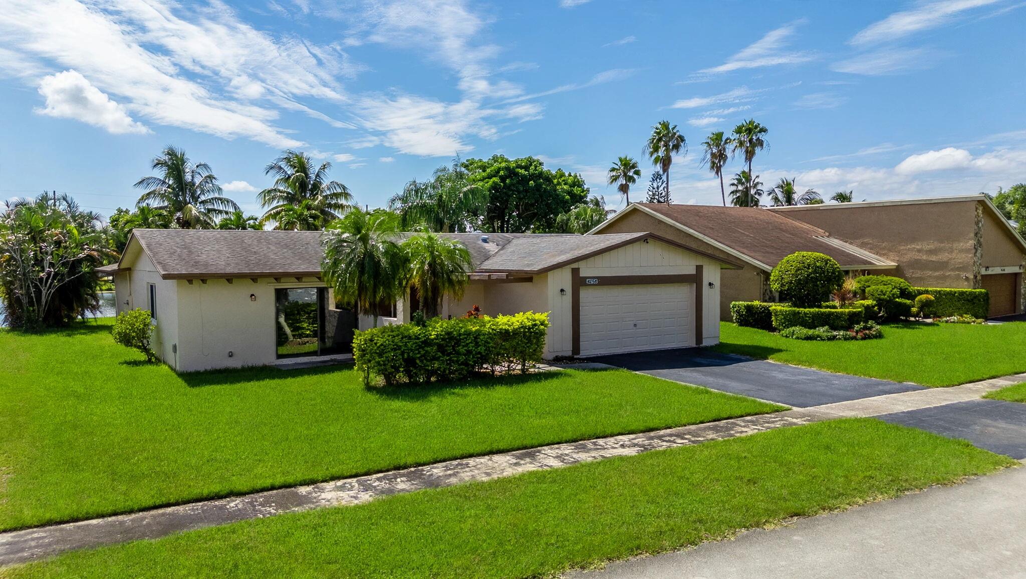 9454 Nw 46th Street Property Photo 1