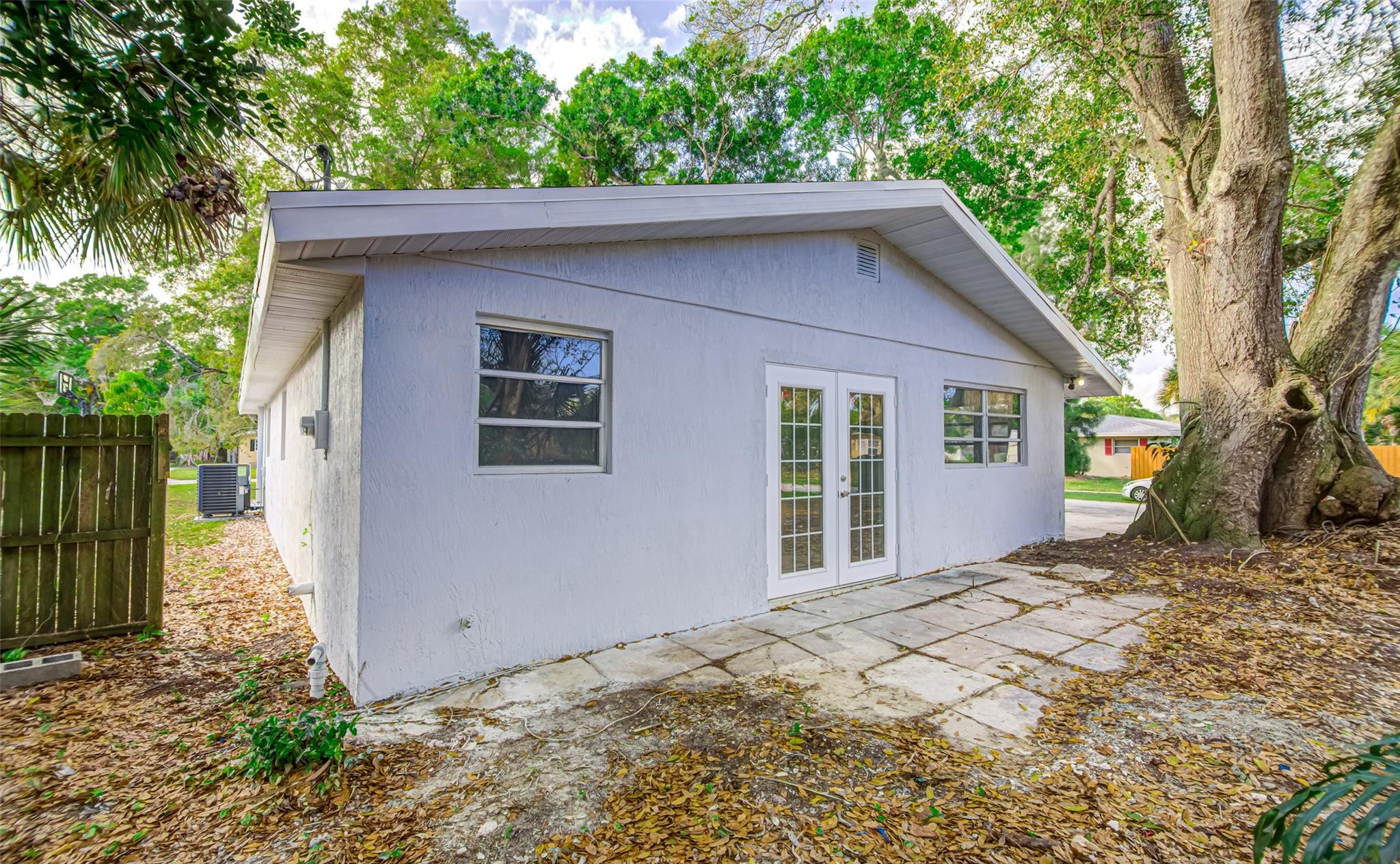 3105 18th Street Property Photo 8