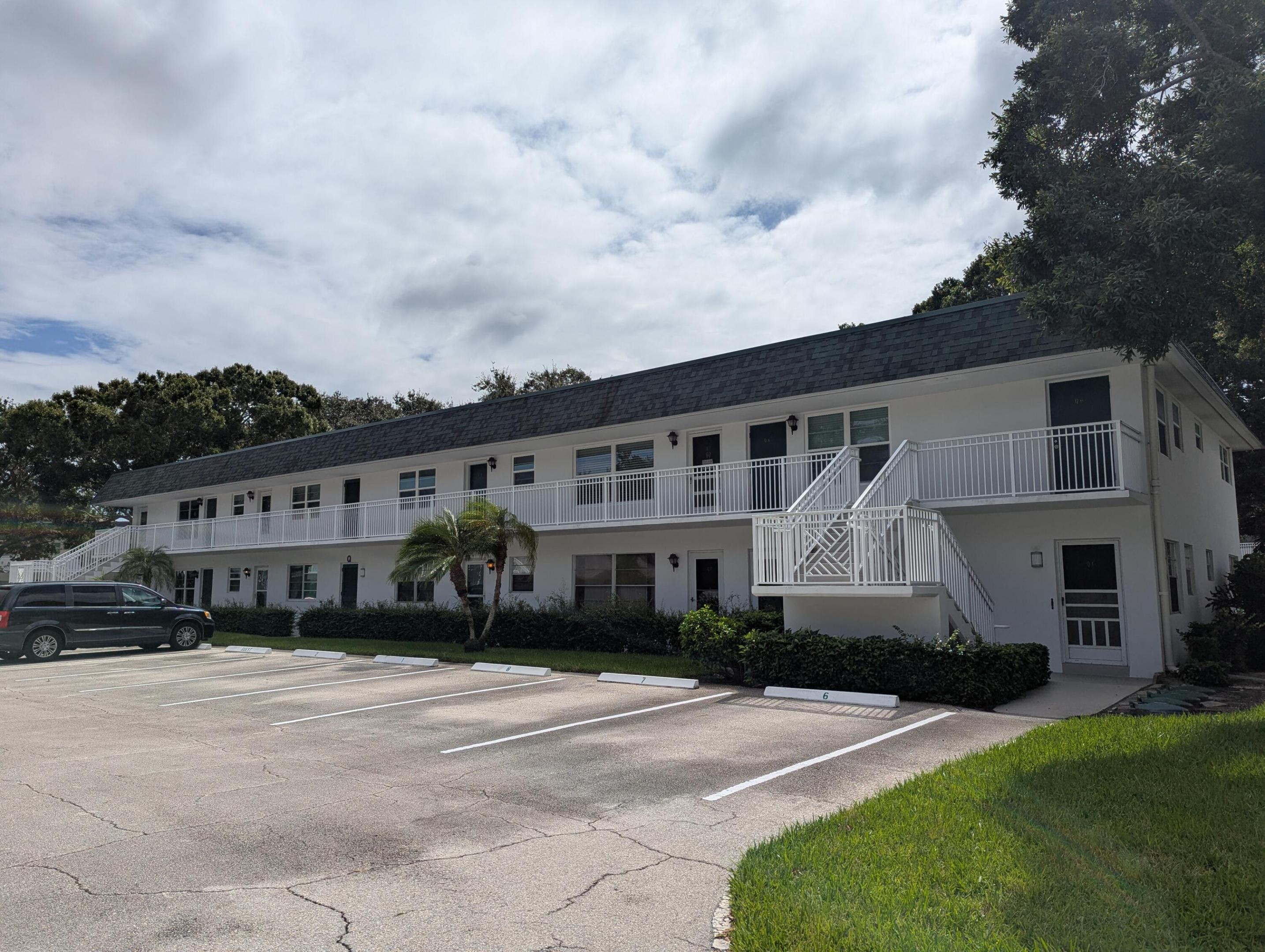 2800 Indian River Boulevard Q7 Property Photo 8