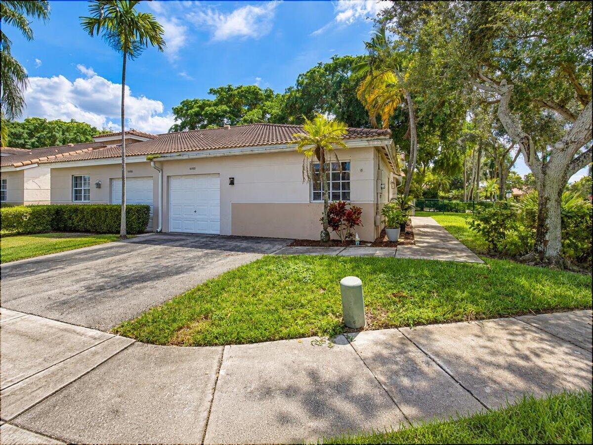11700 Sw 19th Street Property Photo 1