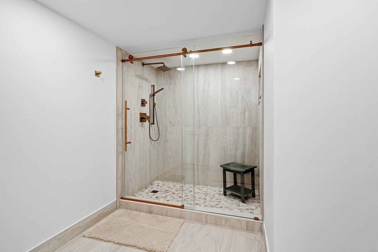 7370 Orangewood Lane 202 Property Photo 14