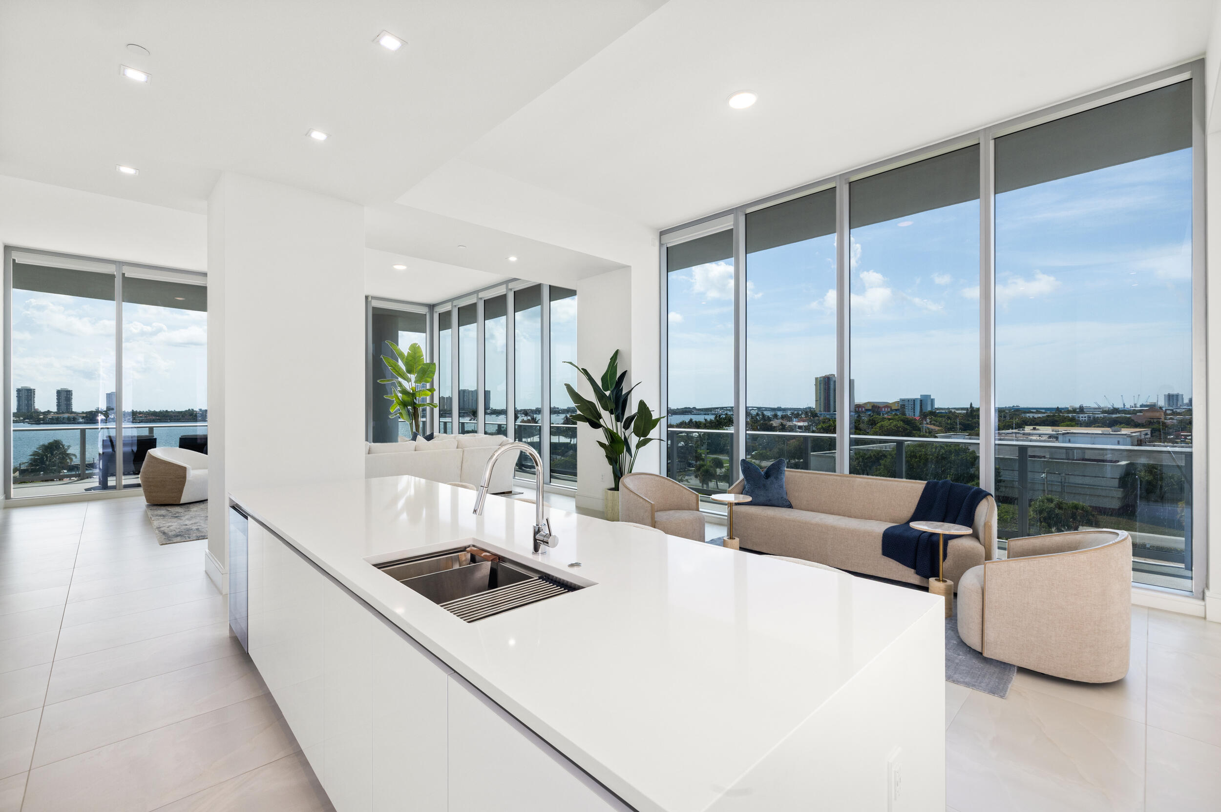 220 Lake Shore Drive 612 Property Photo 11