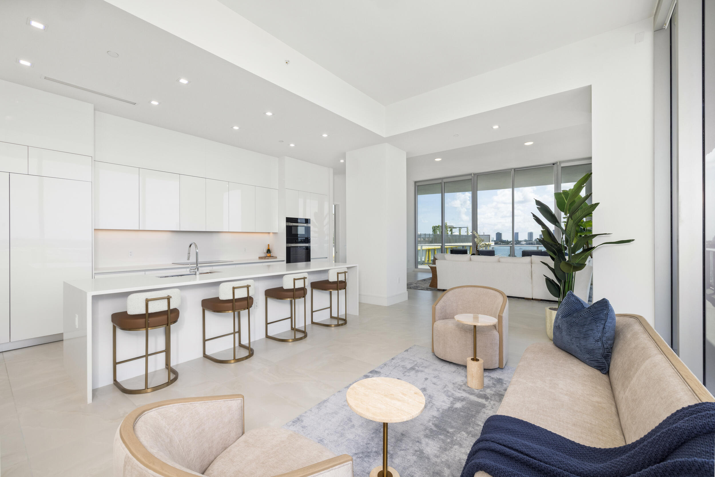 220 Lake Shore Drive 612 Property Photo 12