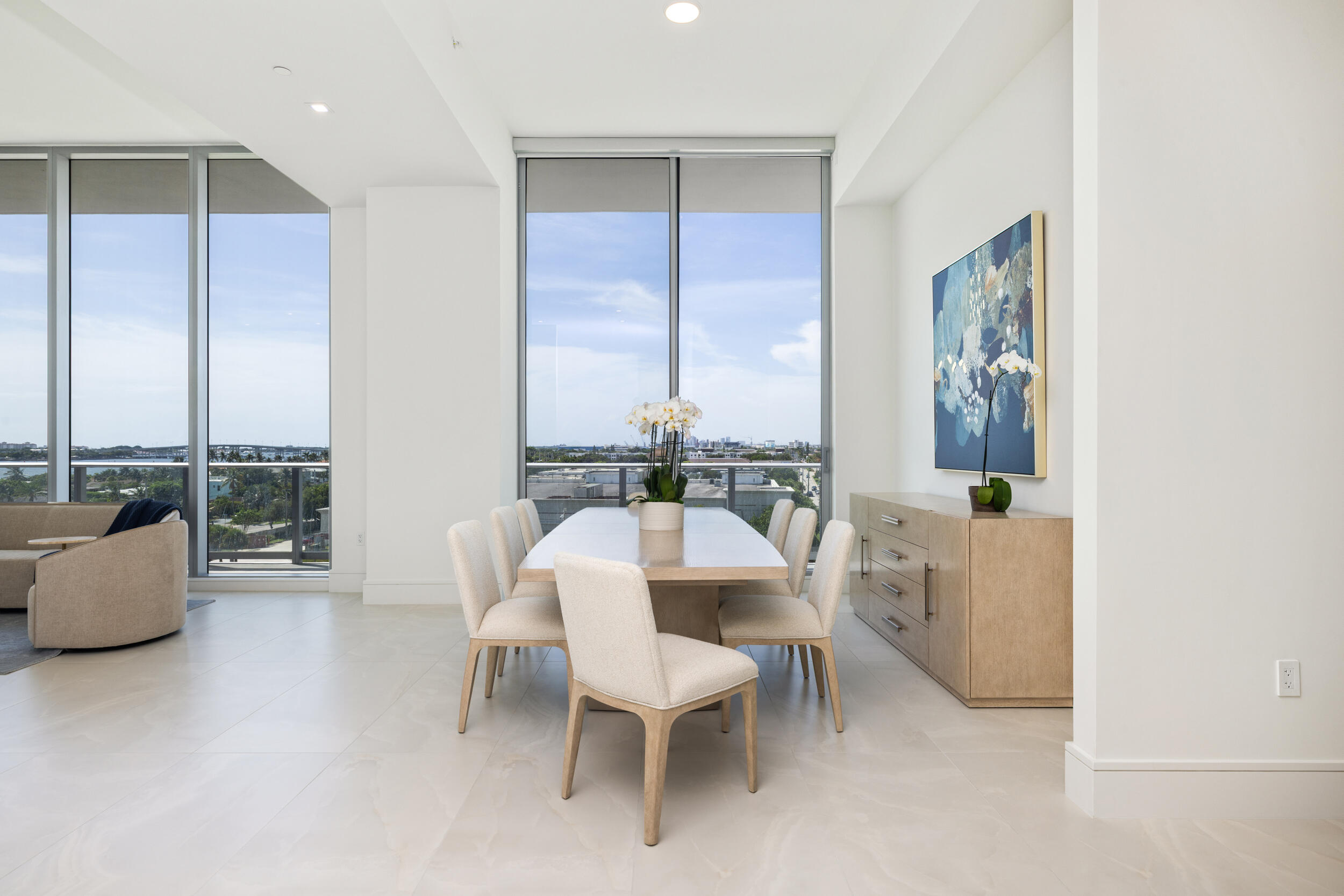 220 Lake Shore Drive 612 Property Photo 15