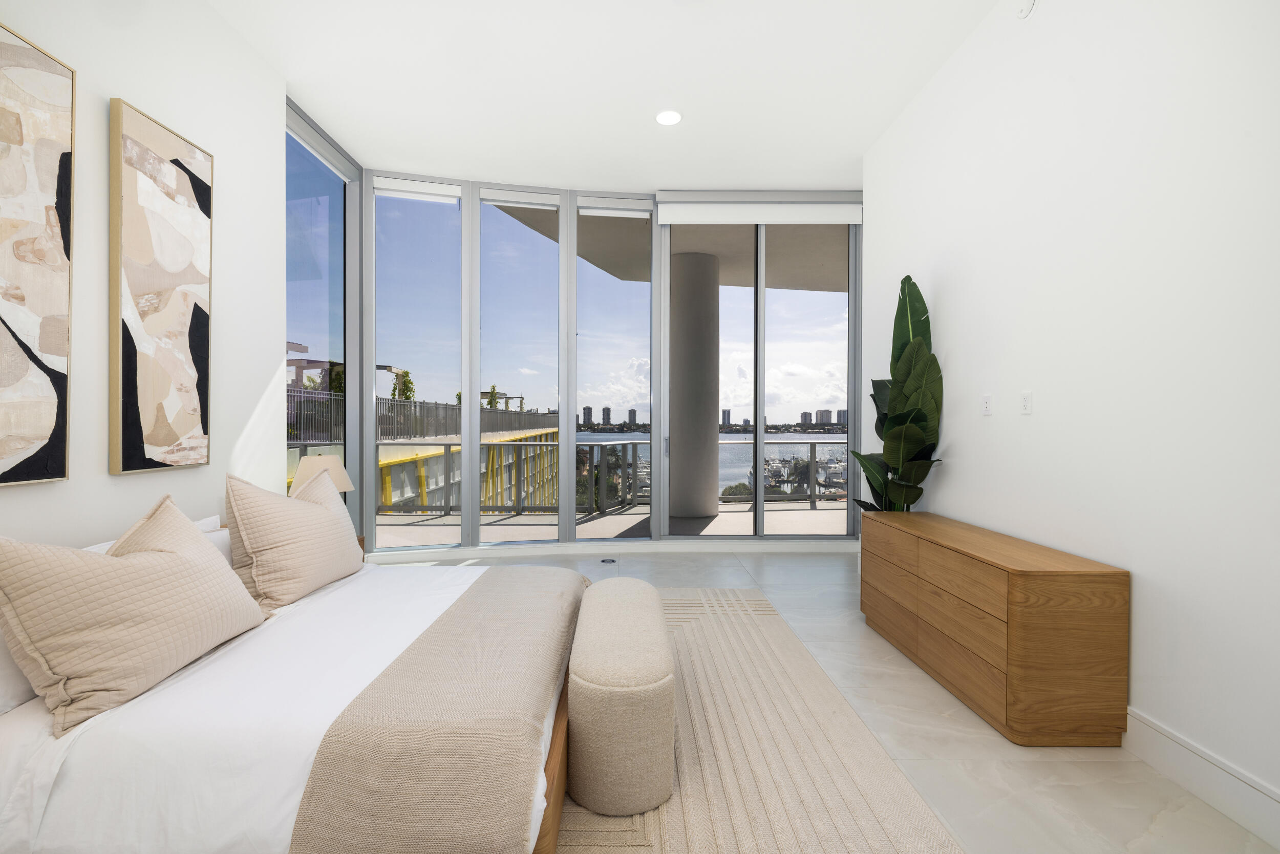 220 Lake Shore Drive 612 Property Photo 16