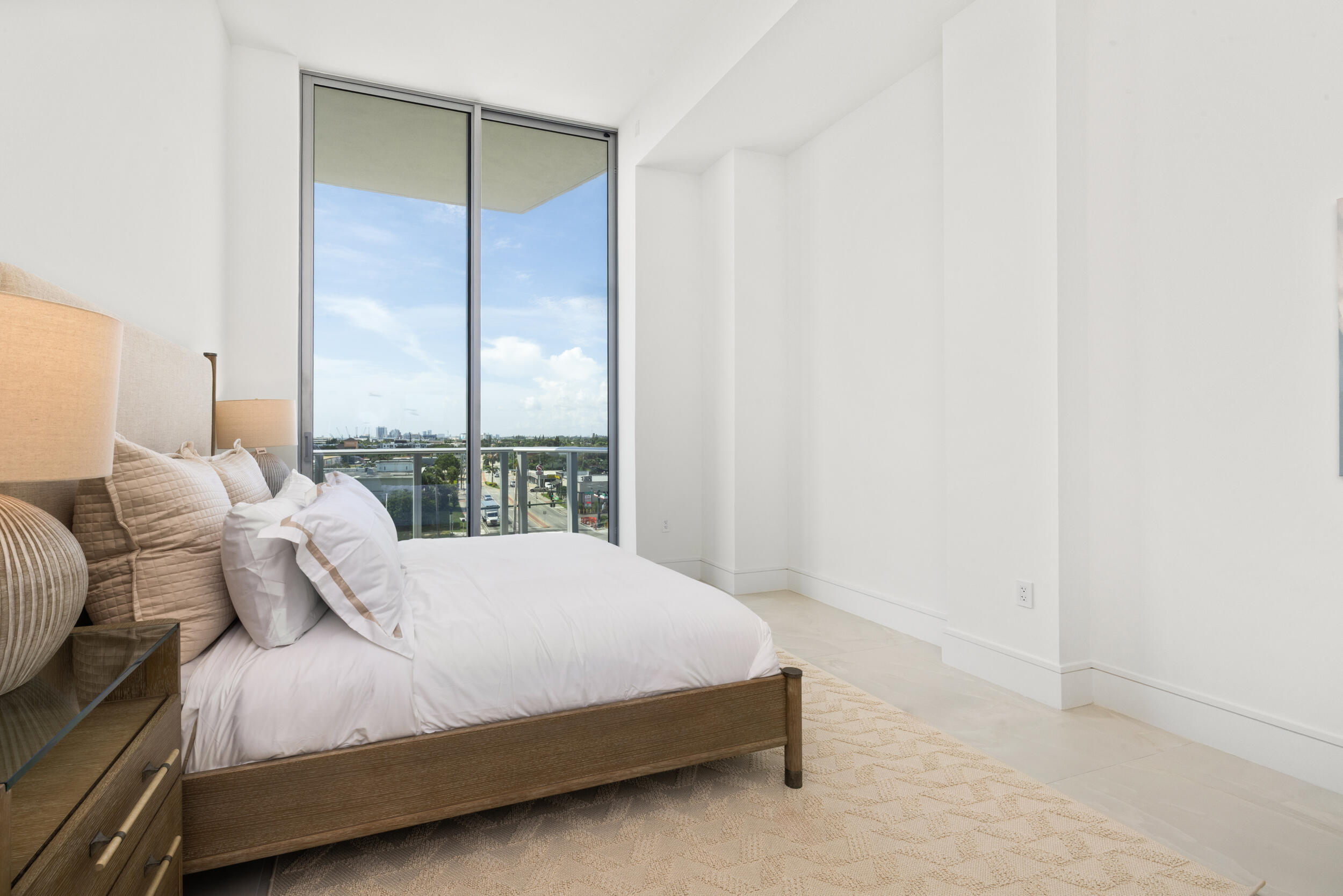 220 Lake Shore Drive 612 Property Photo 25