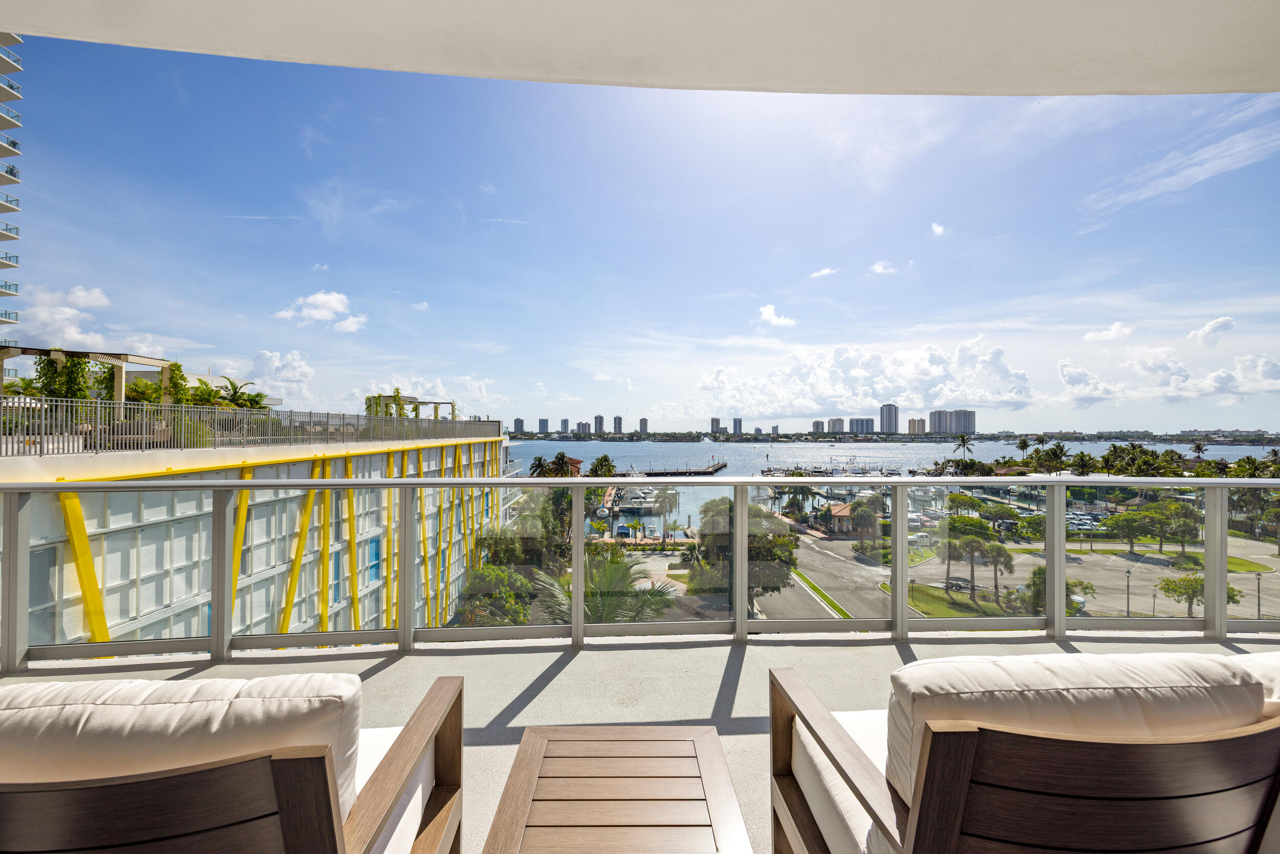 220 Lake Shore Drive 612 Property Photo 36