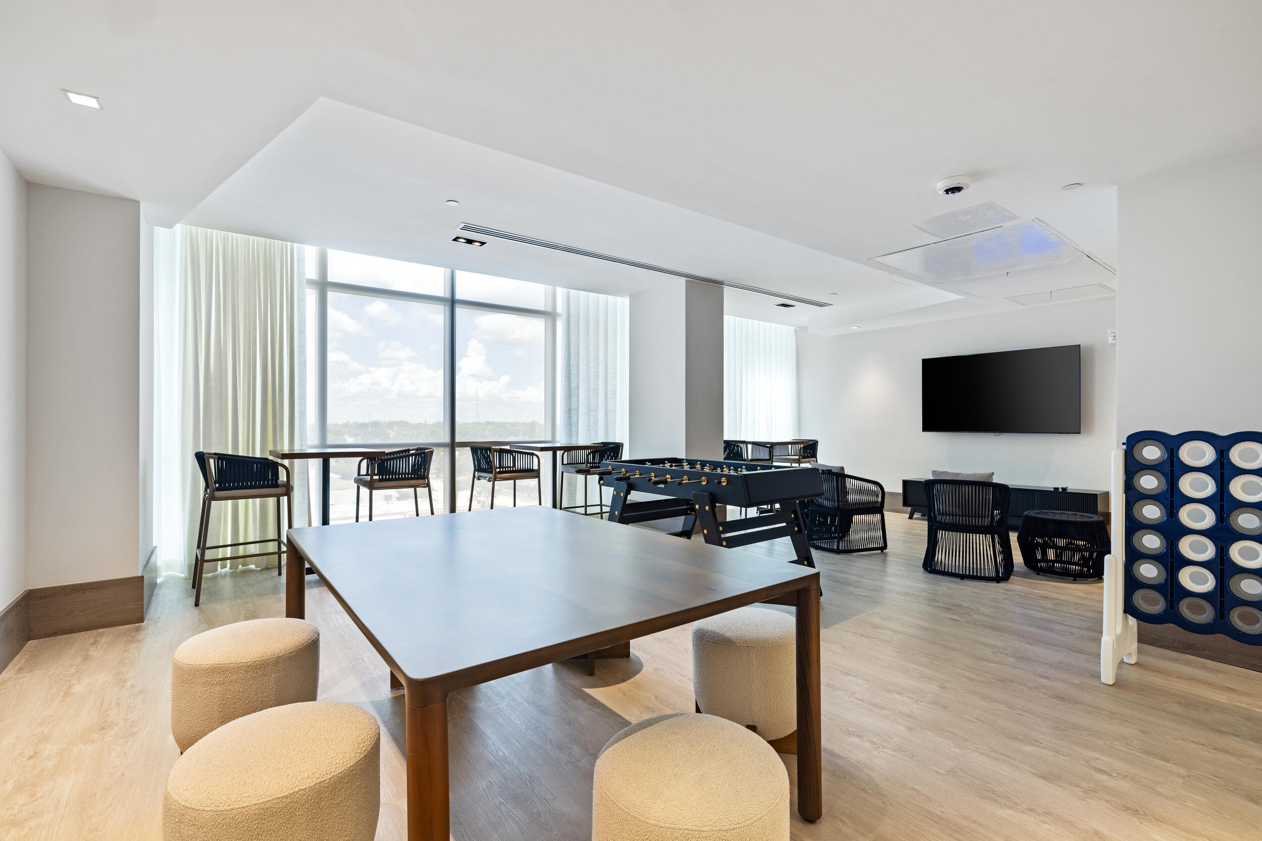 220 Lake Shore Drive 612 Property Photo 72