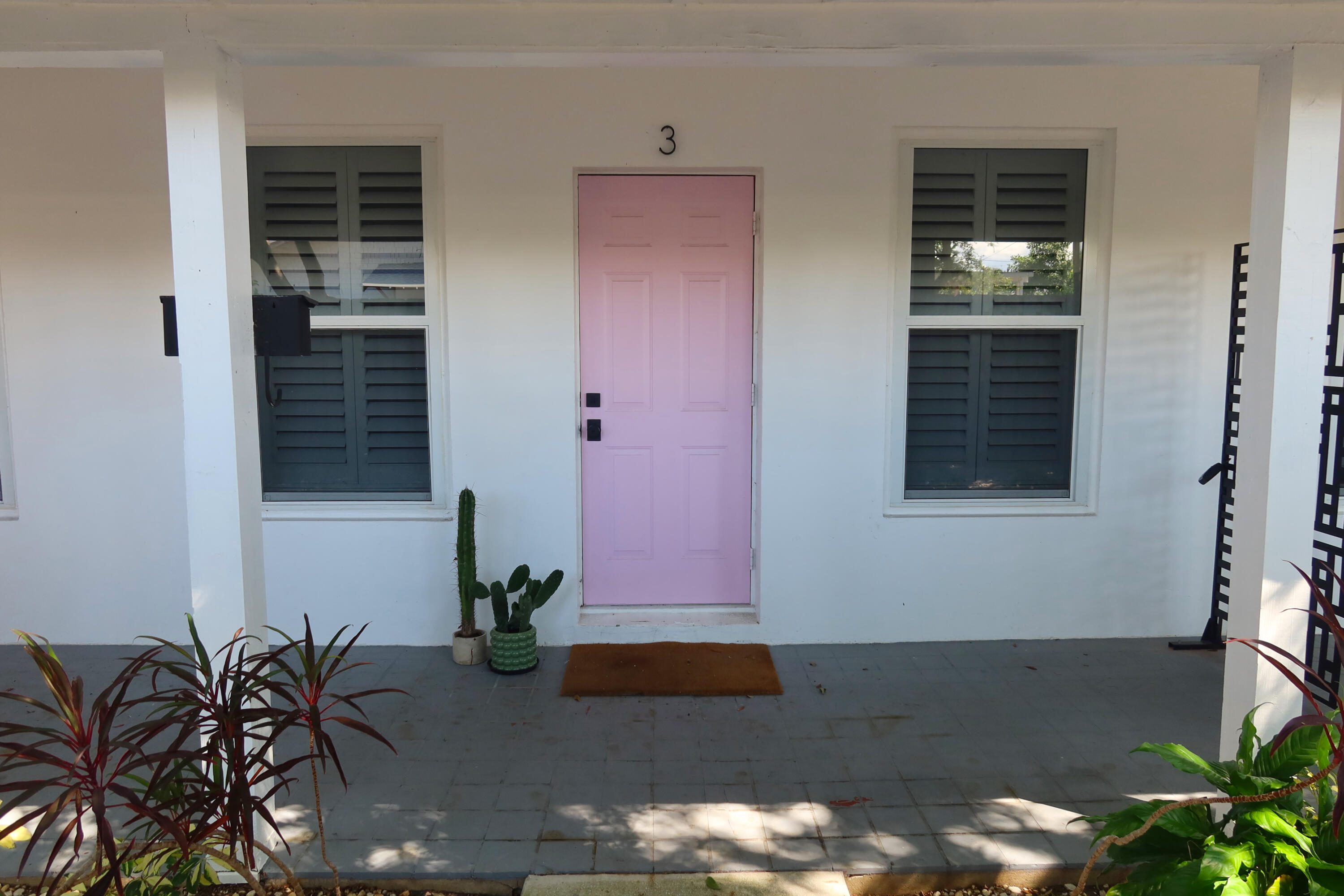 614 Palm Street 3 Property Photo 2