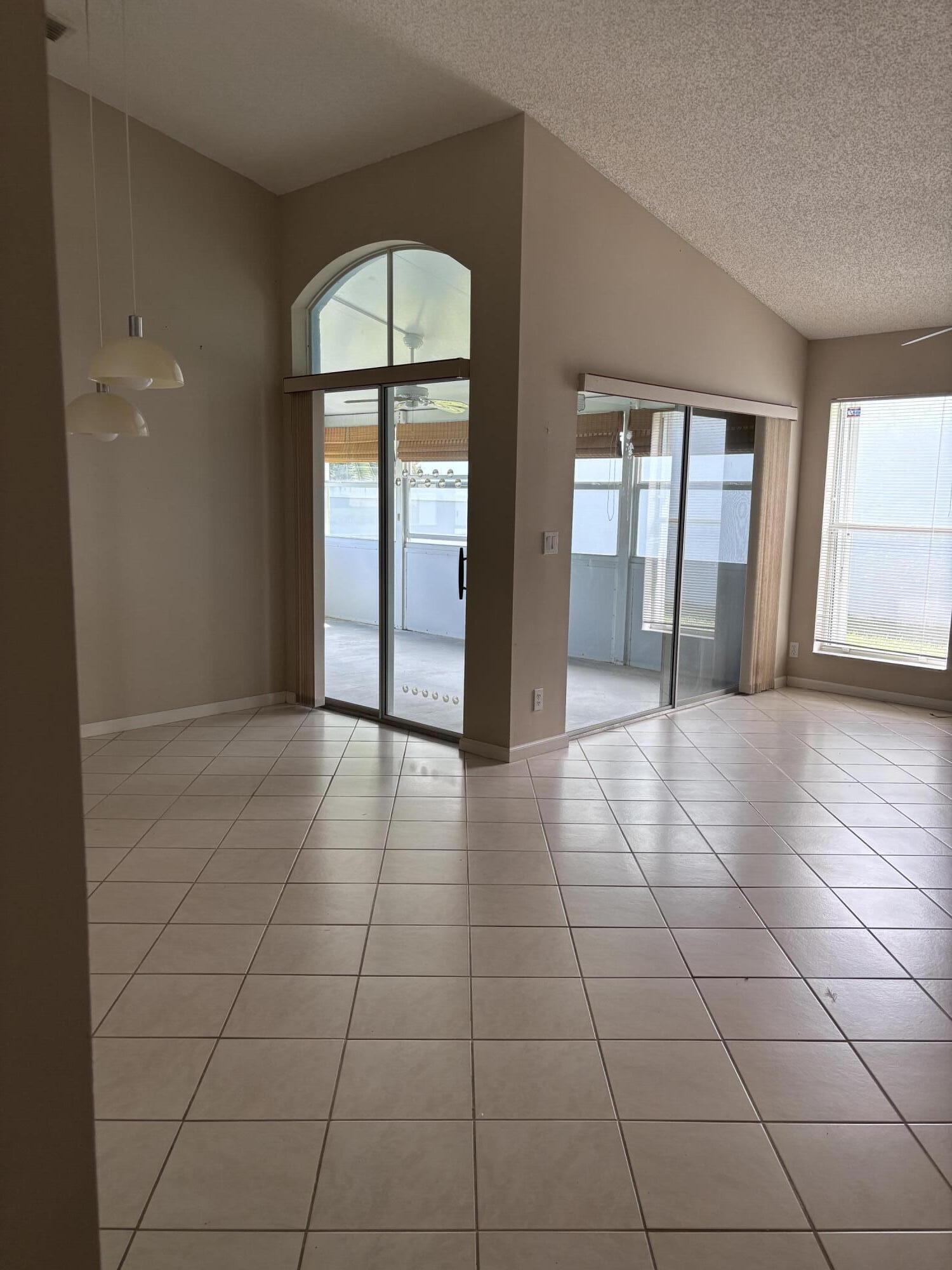 7636 Mansfield Hollow Road Property Photo 6