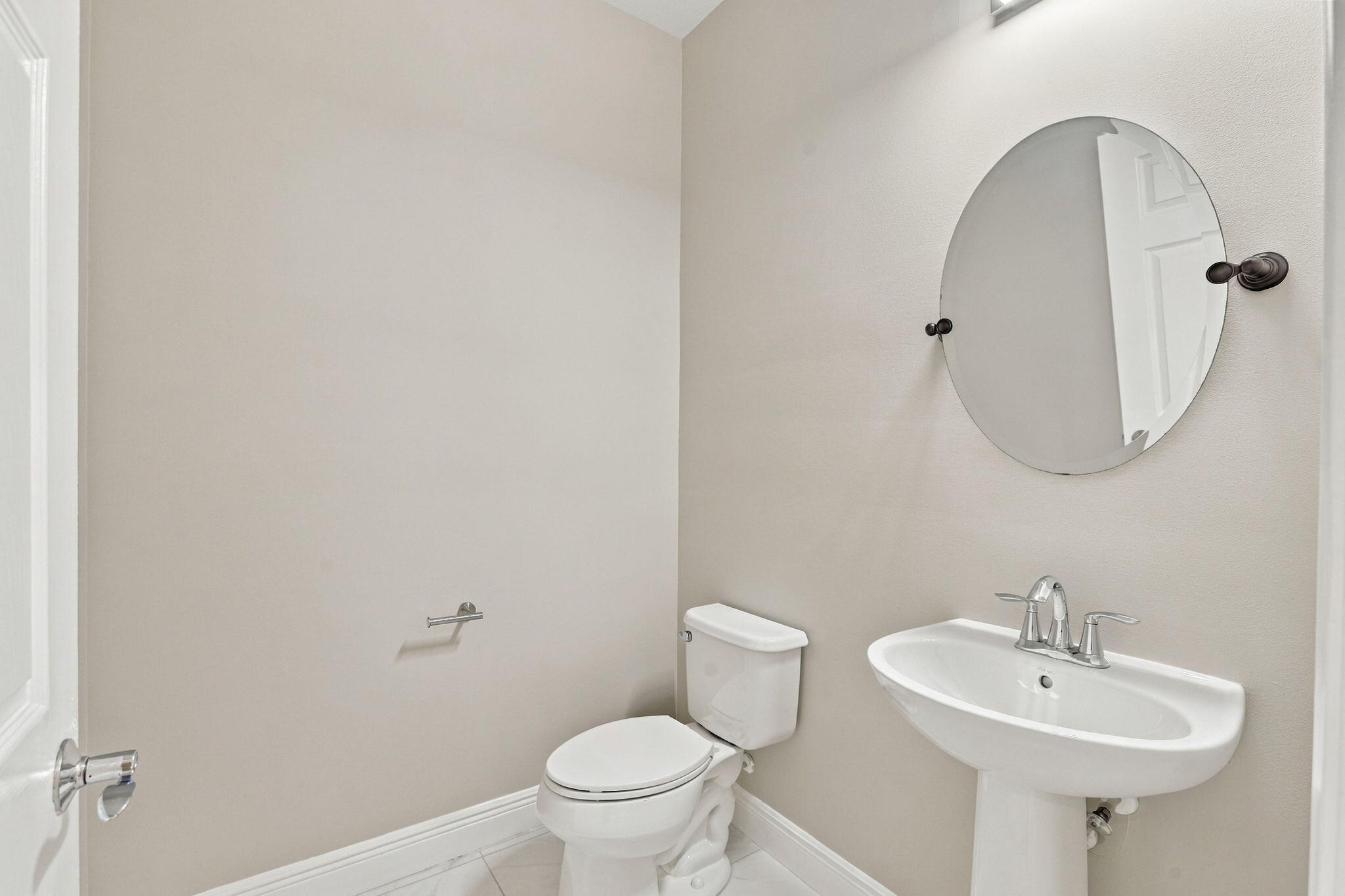 1247 Nw Leonardo Circle Property Photo 8