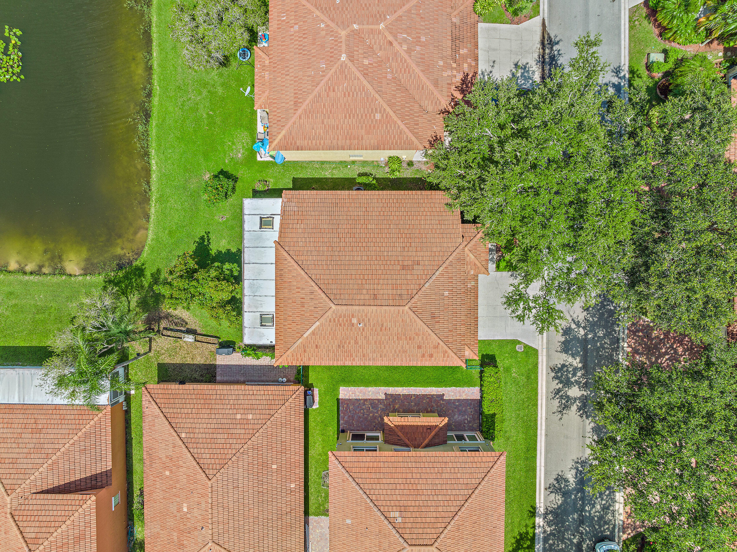 1045 Aspri Way Property Photo 31