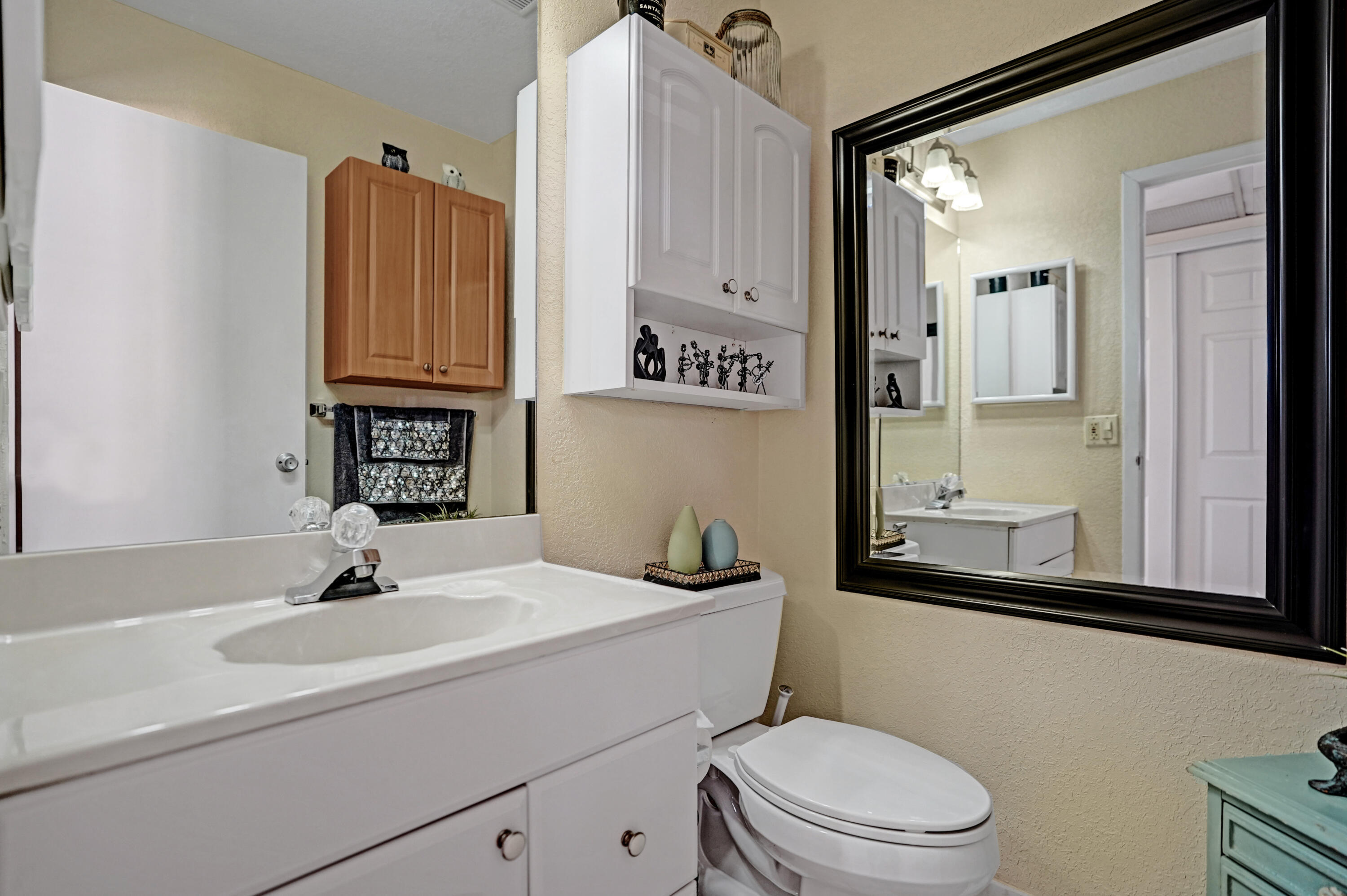 338 Seville O Property Photo 21
