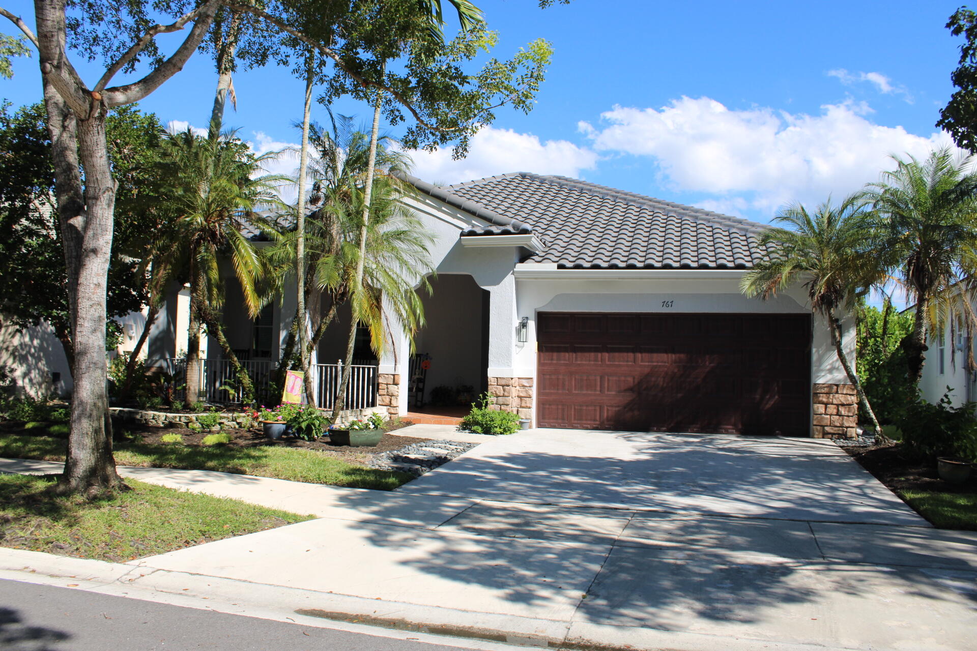 767 Nandina Drive Property Photo 1