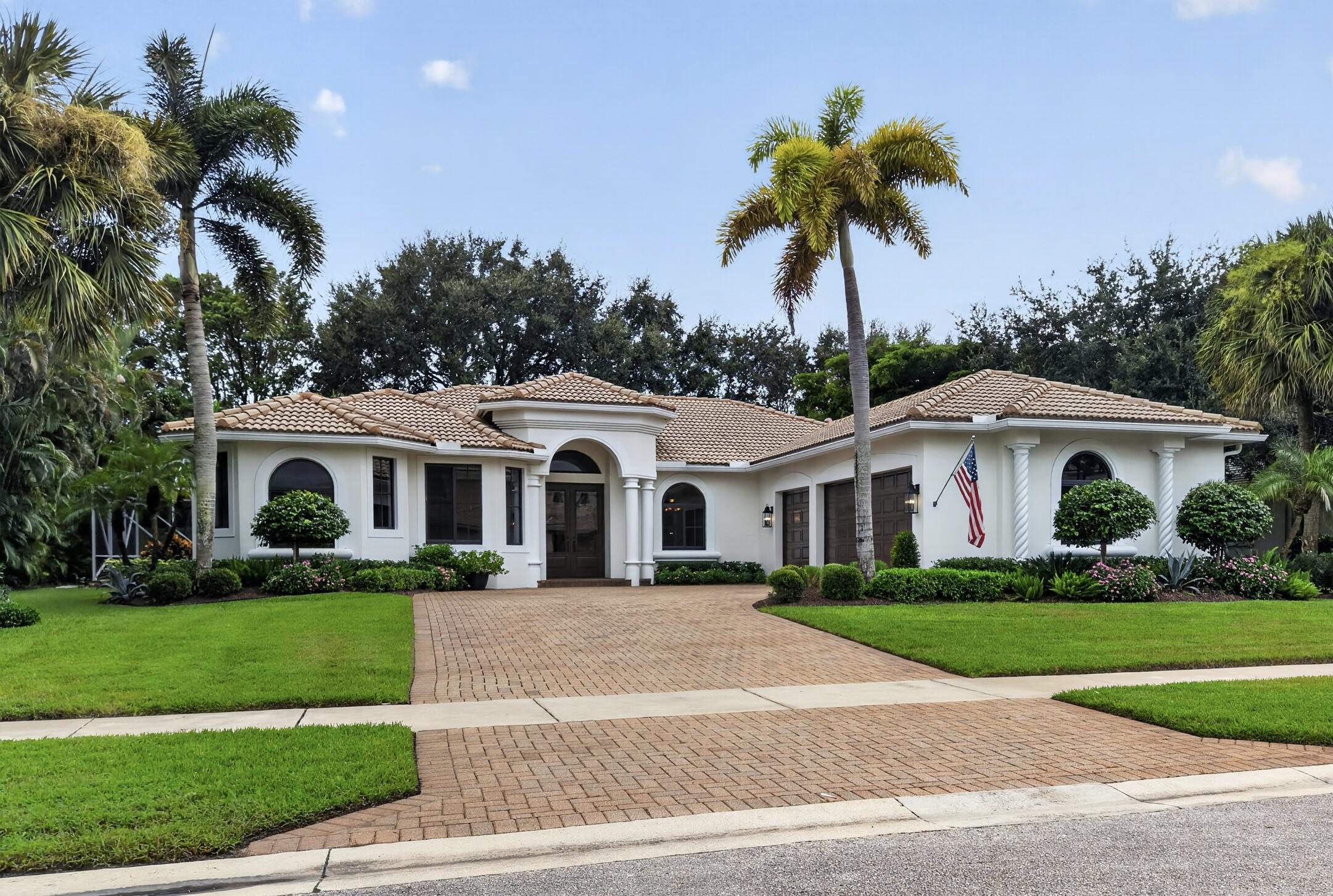 11246 Mainsail Court Property Photo 2