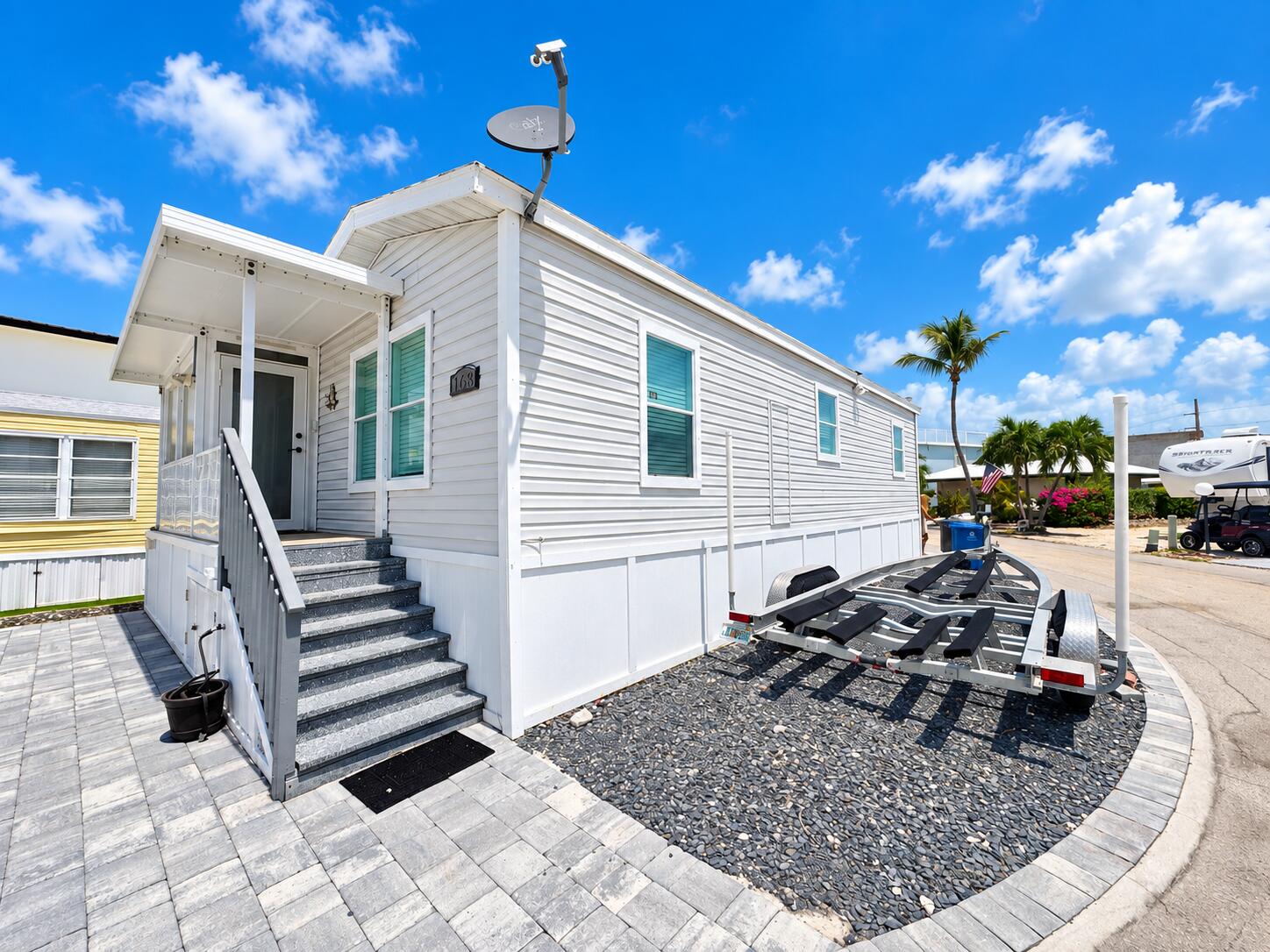65821 Overseas Highway 168 Property Photo 1