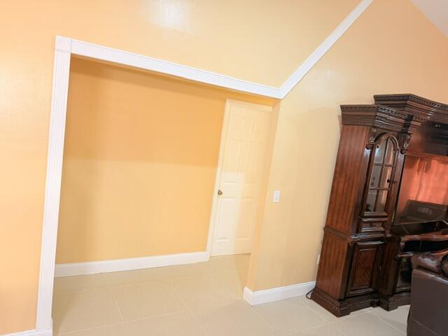 7883 Blairwood Circle S Property Photo 5