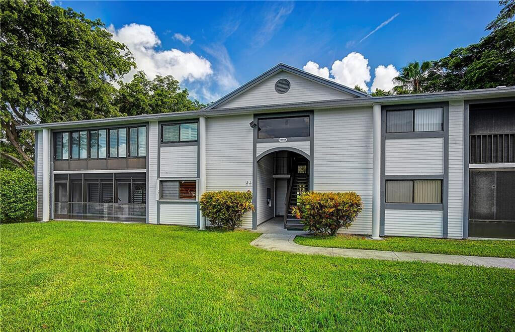 15469 LAKES OF DELRAY Boulevard 102 Property Photo 1