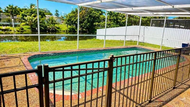 8528 Windsor Drive Property Photo 8