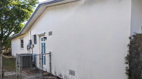 8528 Windsor Drive Property Photo 10