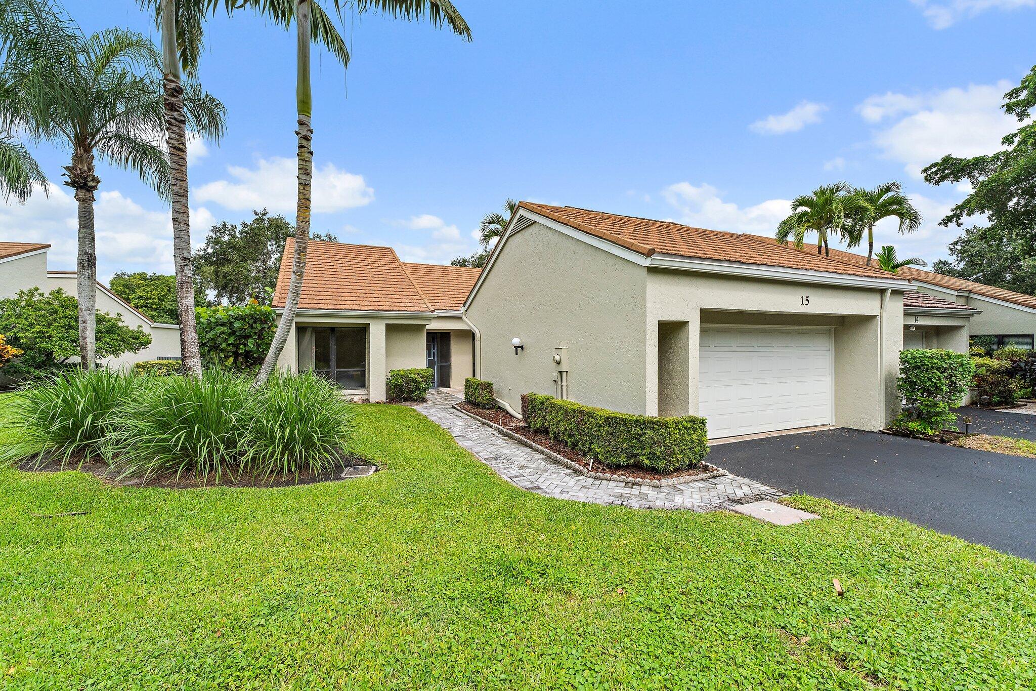 15 Tournament Boulevard Property Photo 1