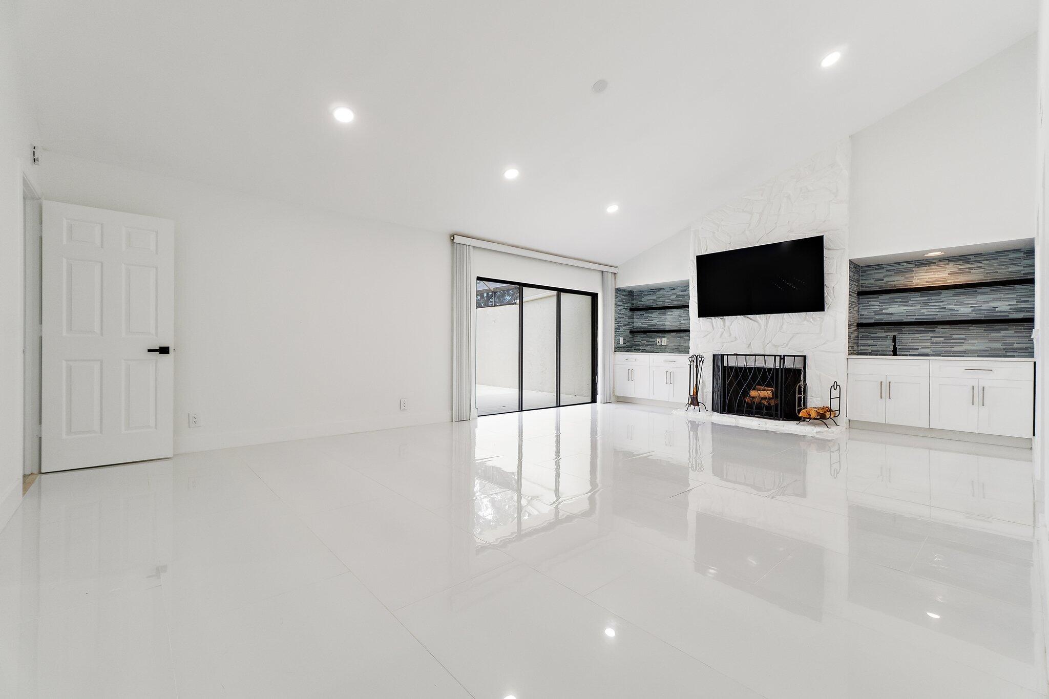 15 Tournament Boulevard Property Photo 13