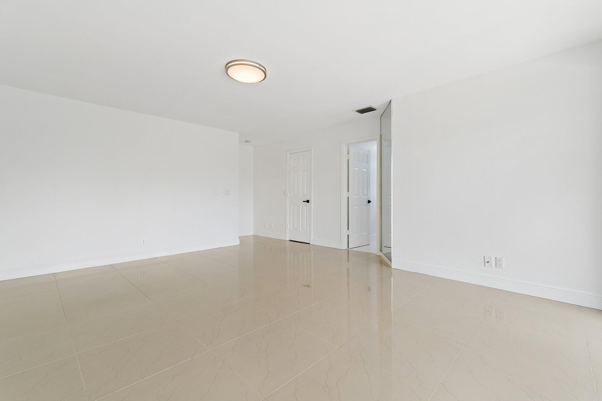15 Tournament Boulevard Property Photo 31