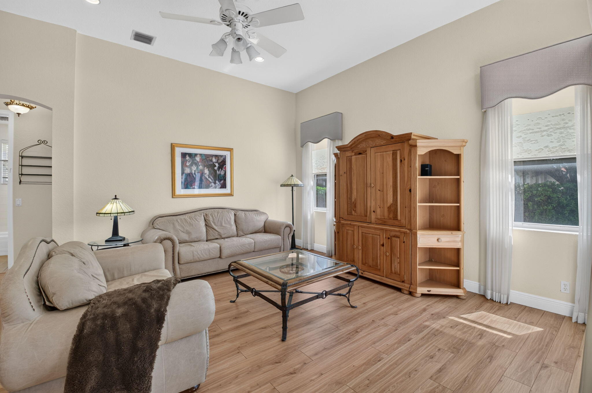 6802 Treves Way Property Photo 14
