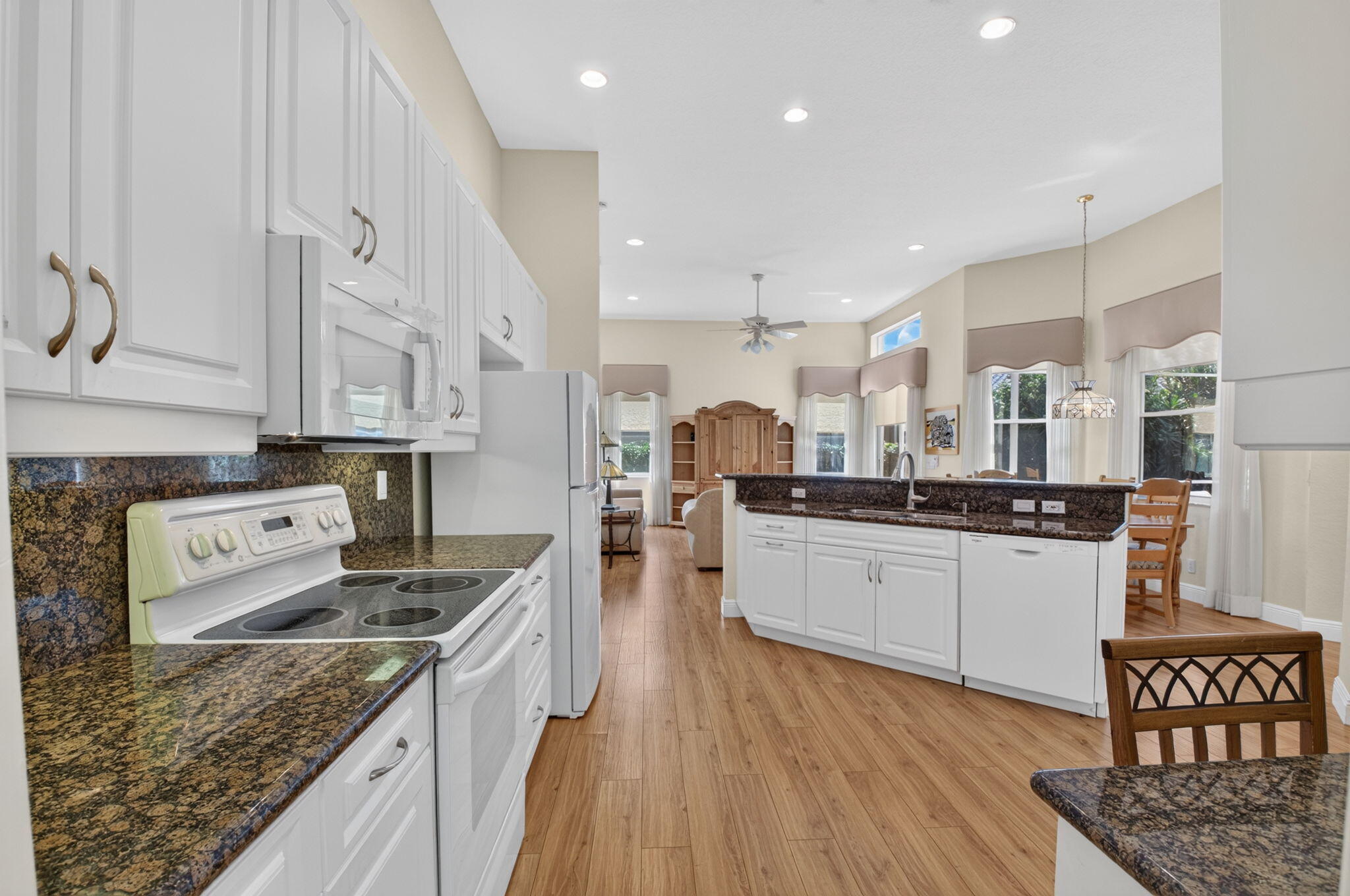 6802 Treves Way Property Photo 15