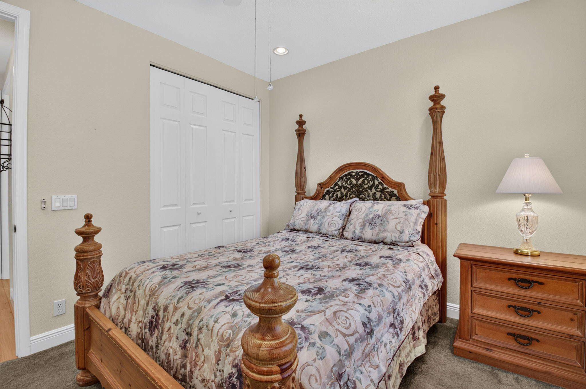 6802 Treves Way Property Photo 27