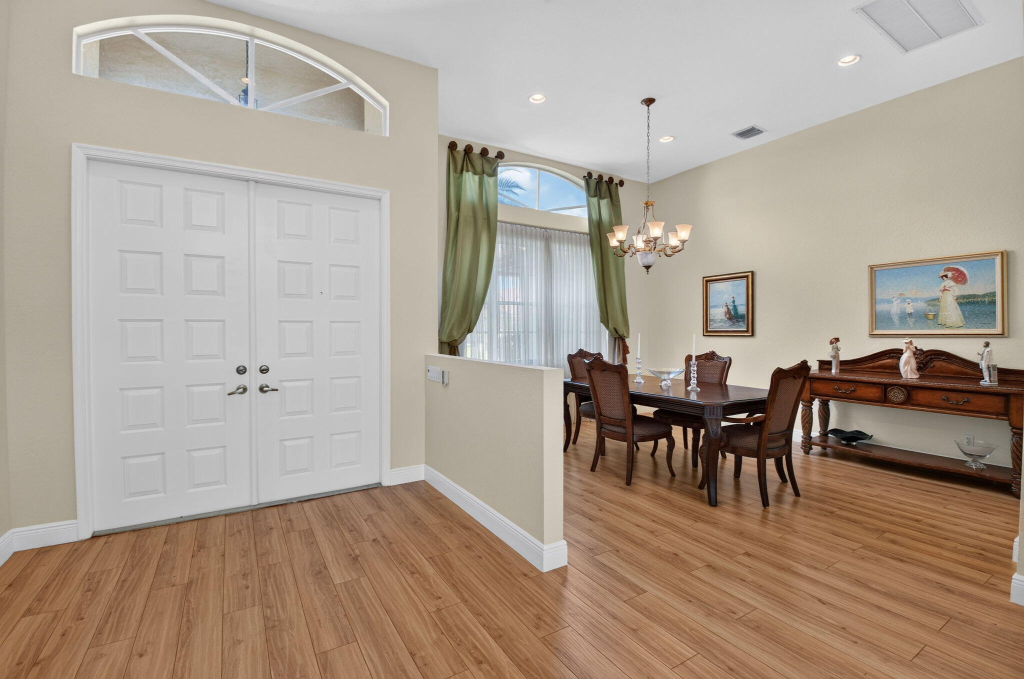 6802 Treves Way Property Photo 30