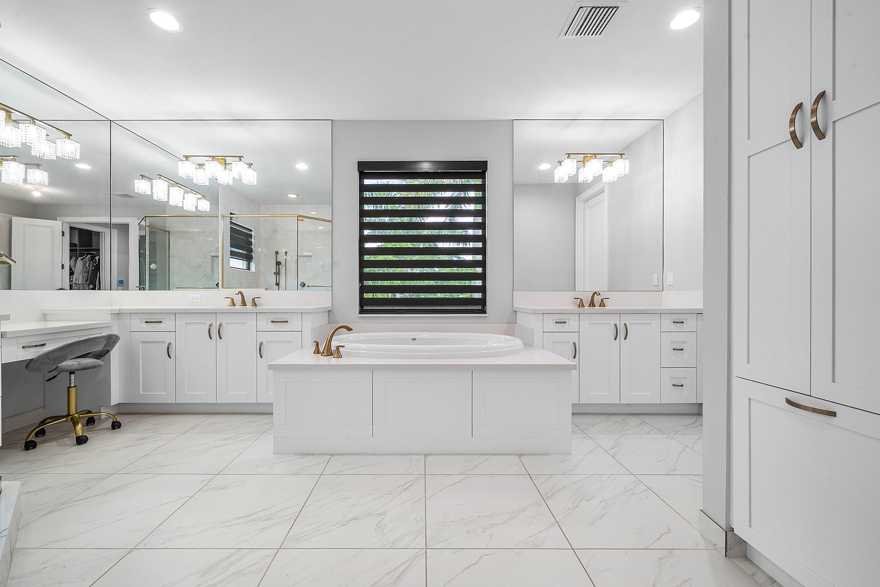 8985 Chauvet Way Property Photo 19