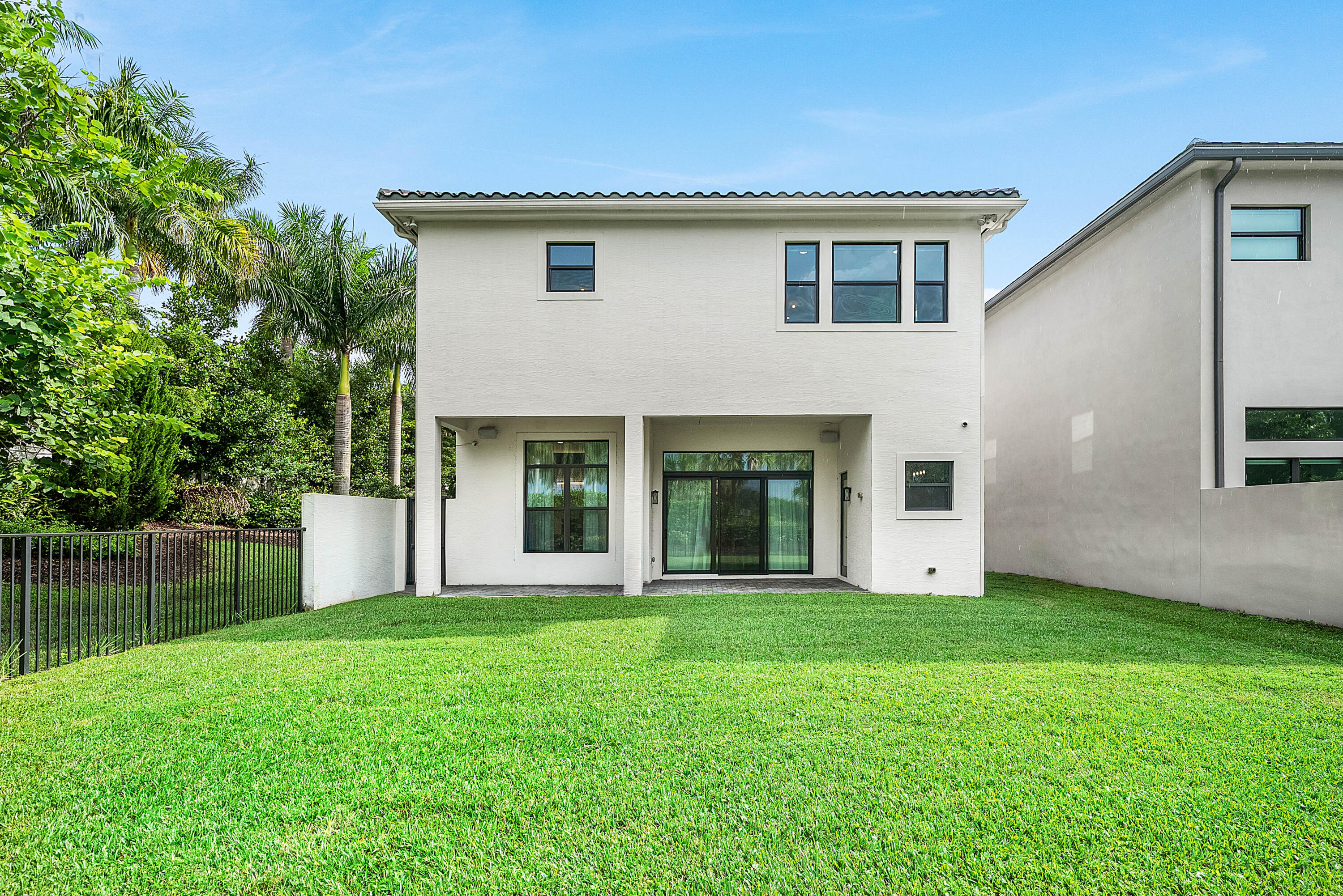8985 Chauvet Way Property Photo 34