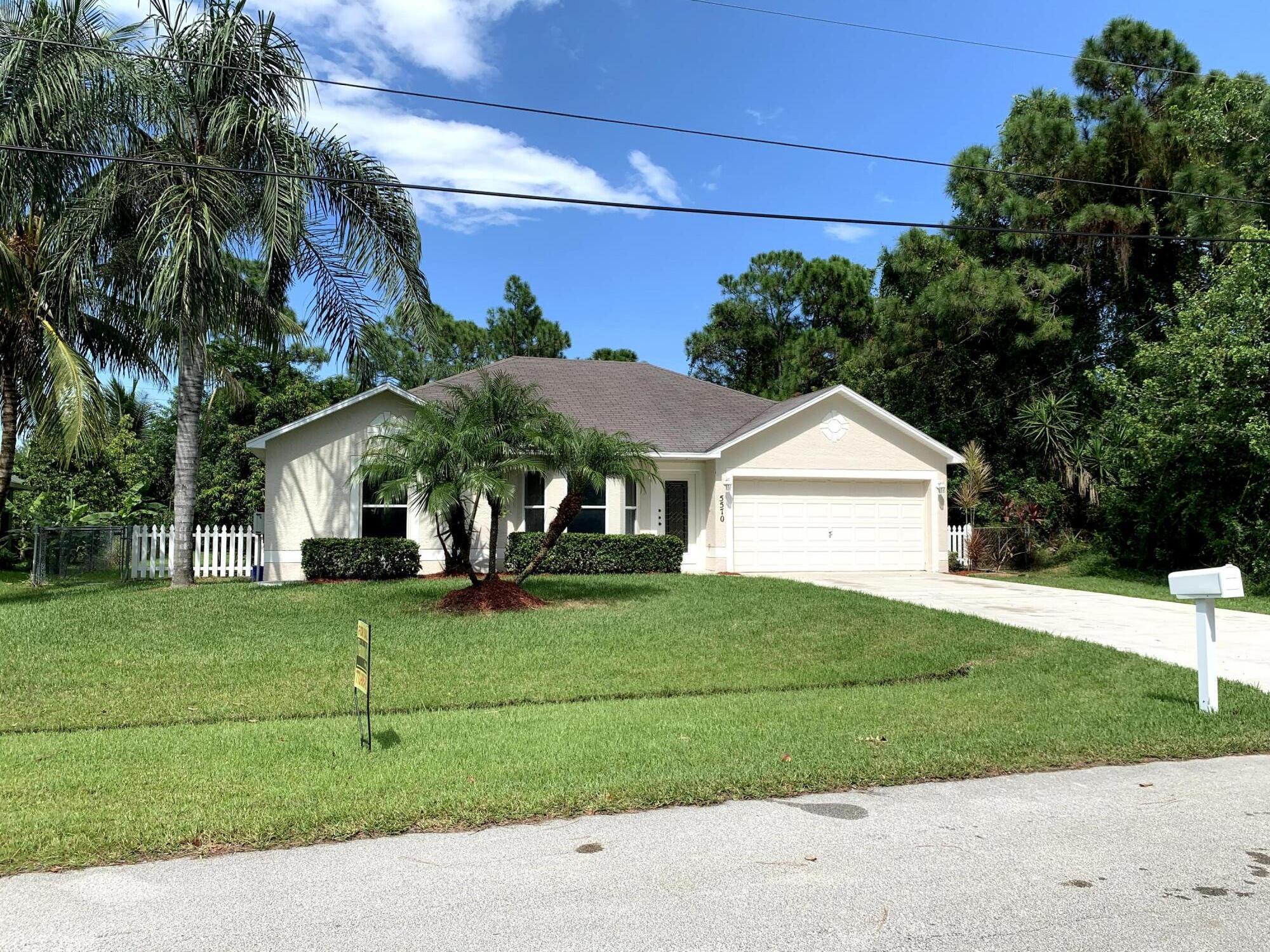 5570 Nw Cruzan Avenue Property Photo 1