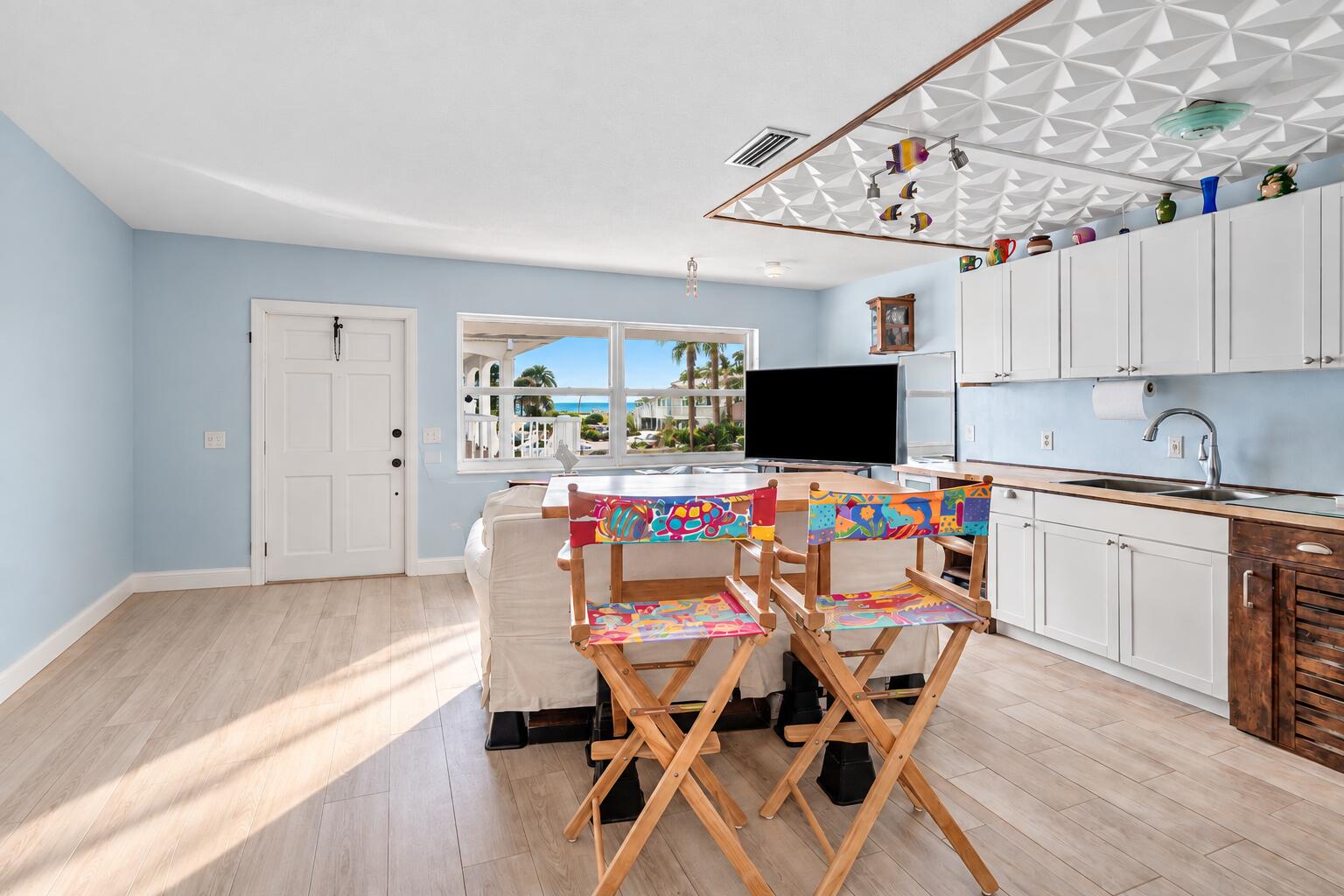 5505 N Ocean Boulevard 11-208 Property Photo 2