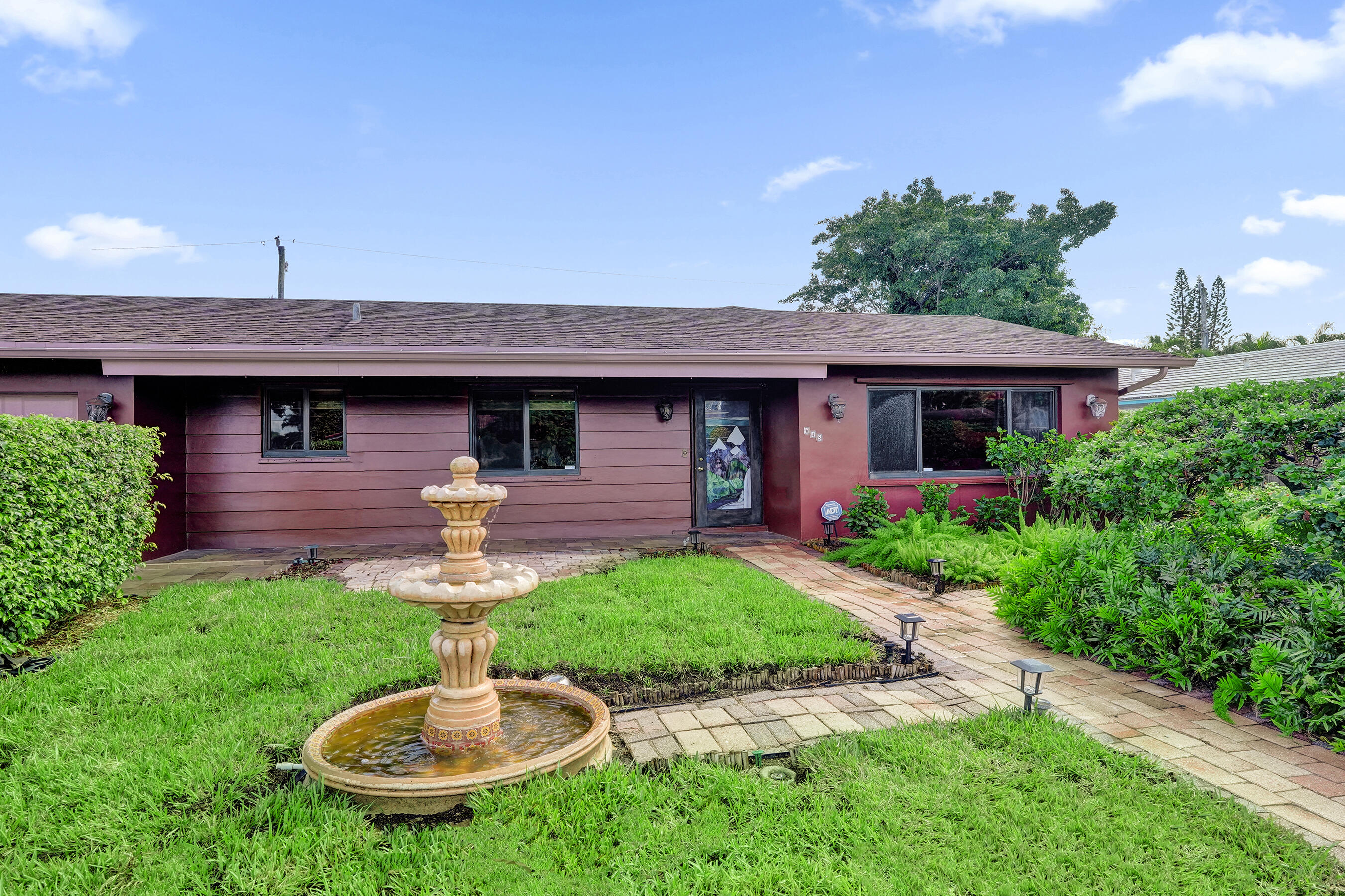 645 Ibis Drive Property Photo 1