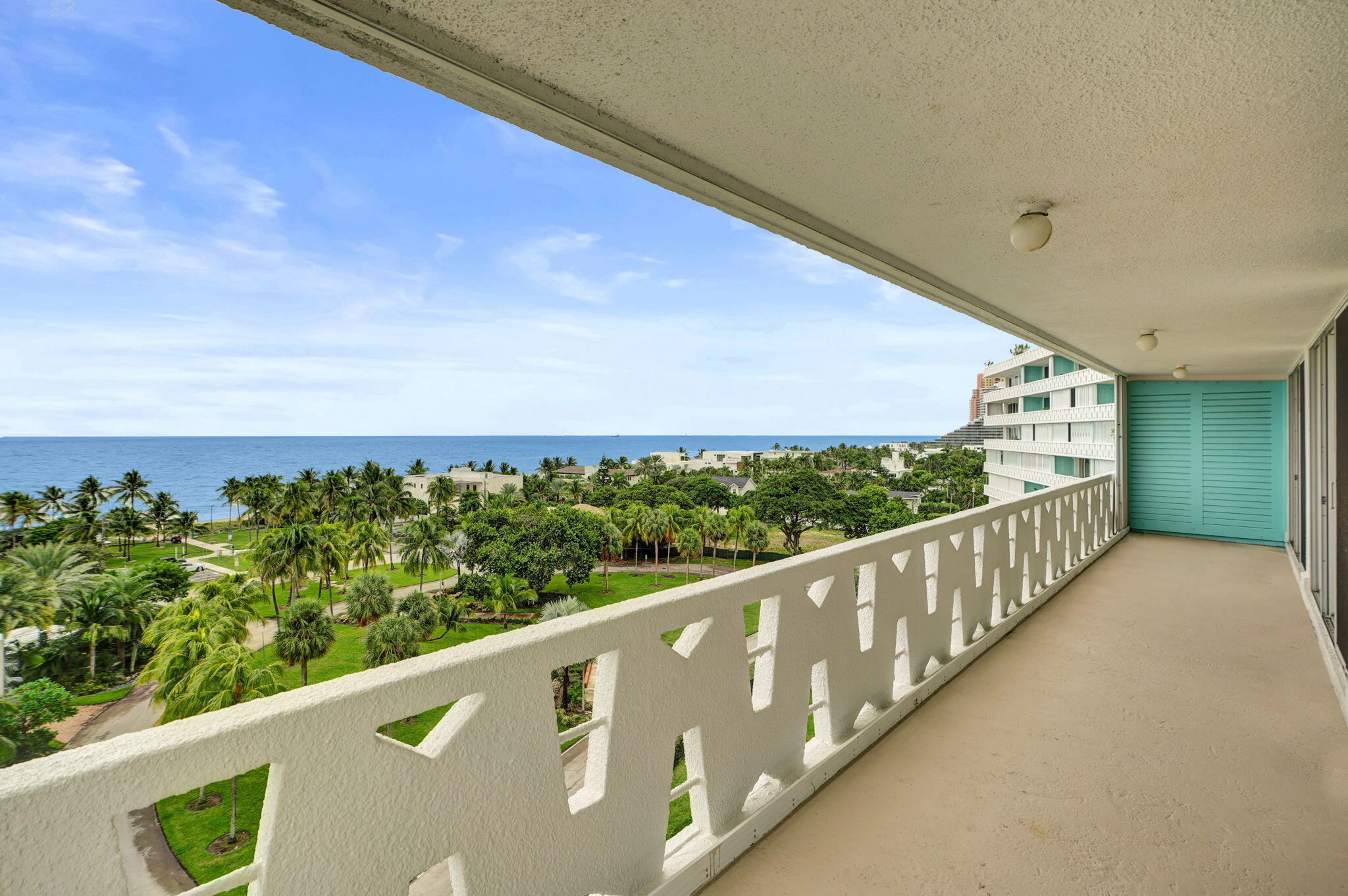 2840 N Ocean Boulevard 801 Property Photo 6