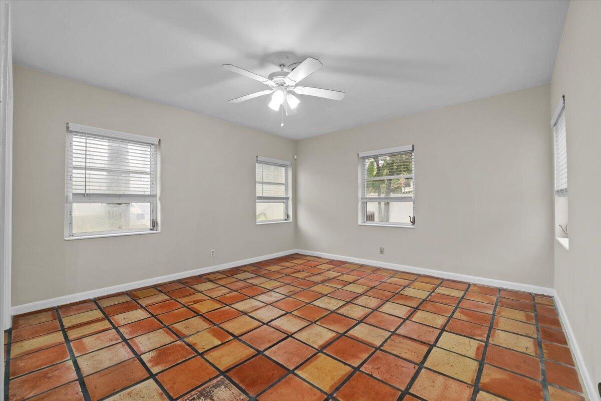 2337 Sw 27th Avenue Property Photo 22
