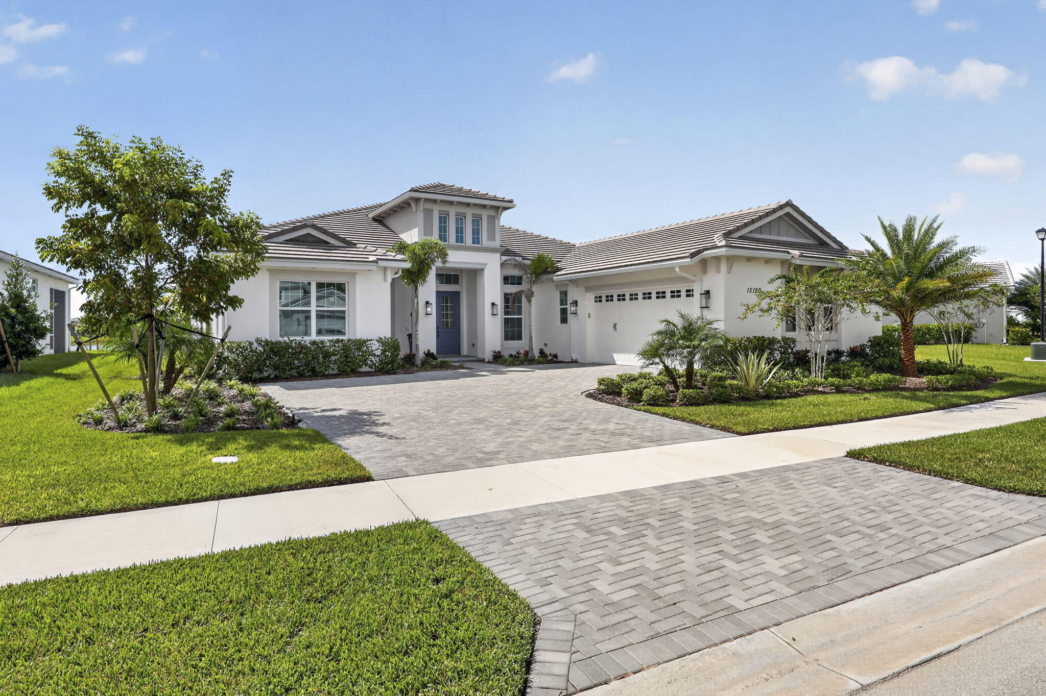 15129 Wildwood Circle Property Photo 1