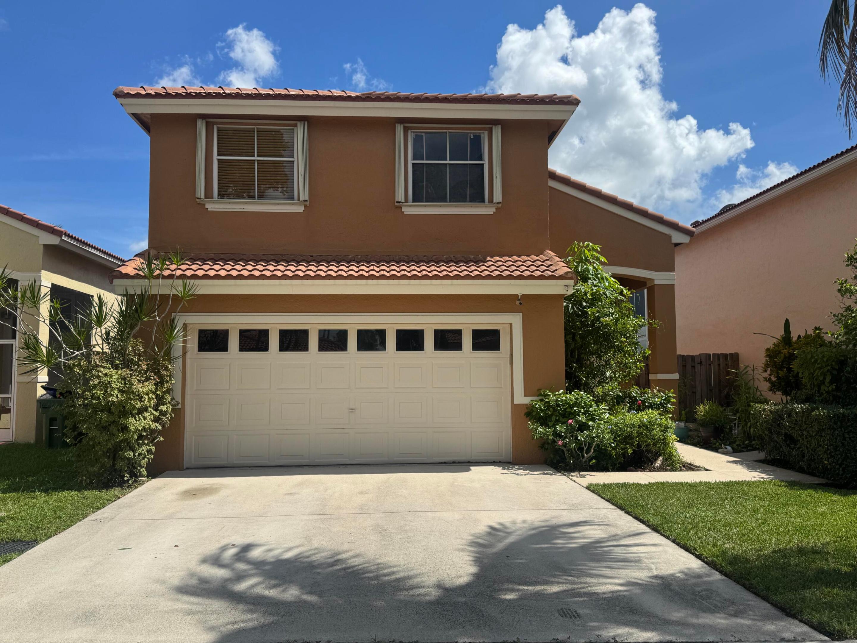 3130 W BUENA VISTA Drive