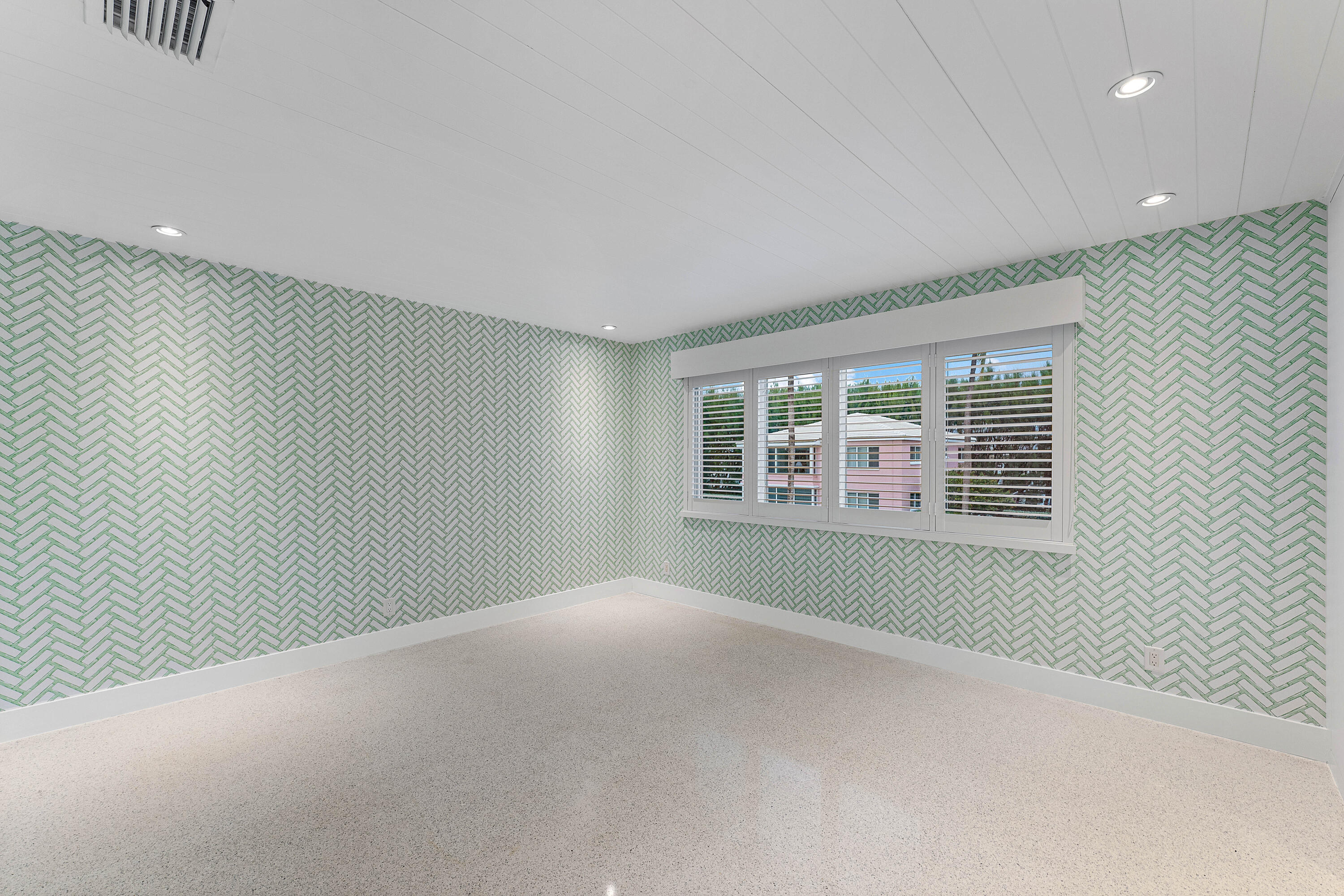 1877 S Ocean Boulevard 10 Property Photo 22